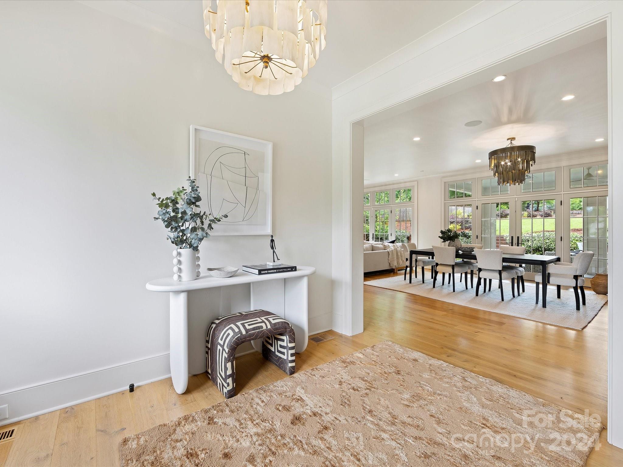 201 Wonderwood Drive