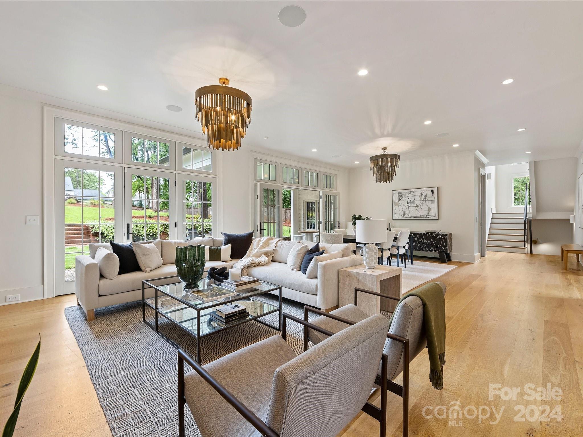 201 Wonderwood Drive