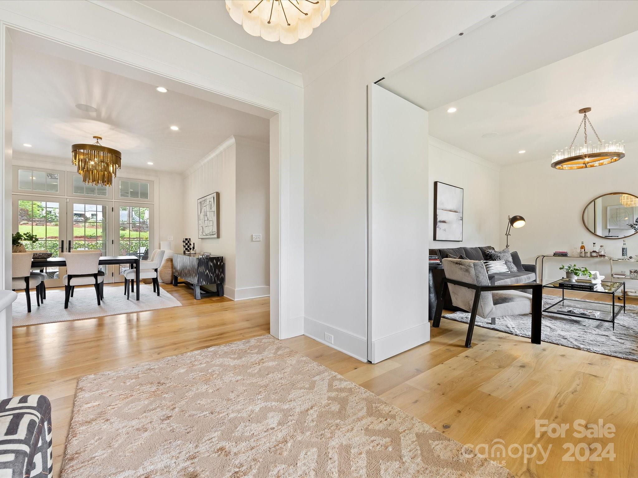 201 Wonderwood Drive