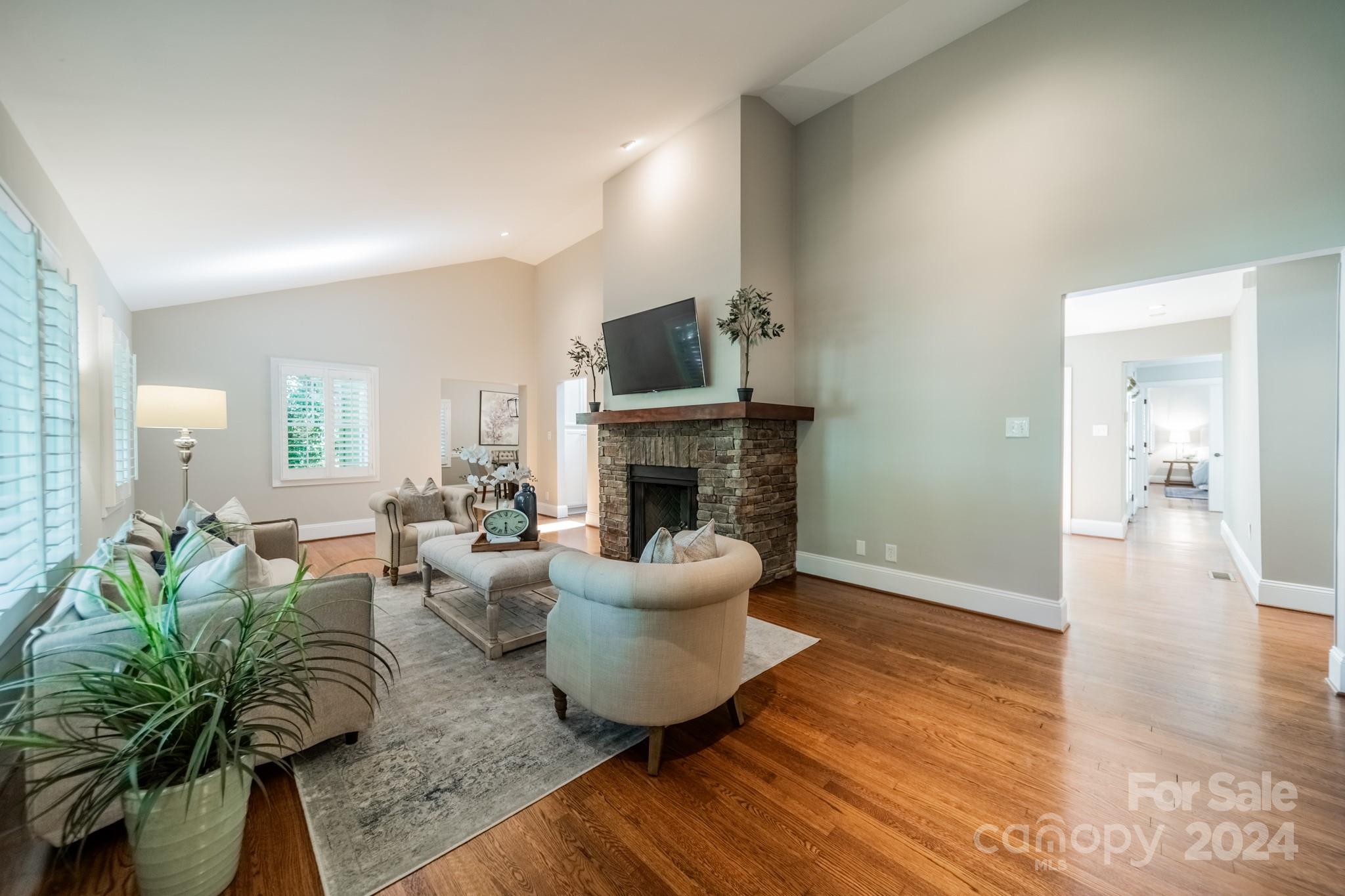 400 Lyttleton Drive