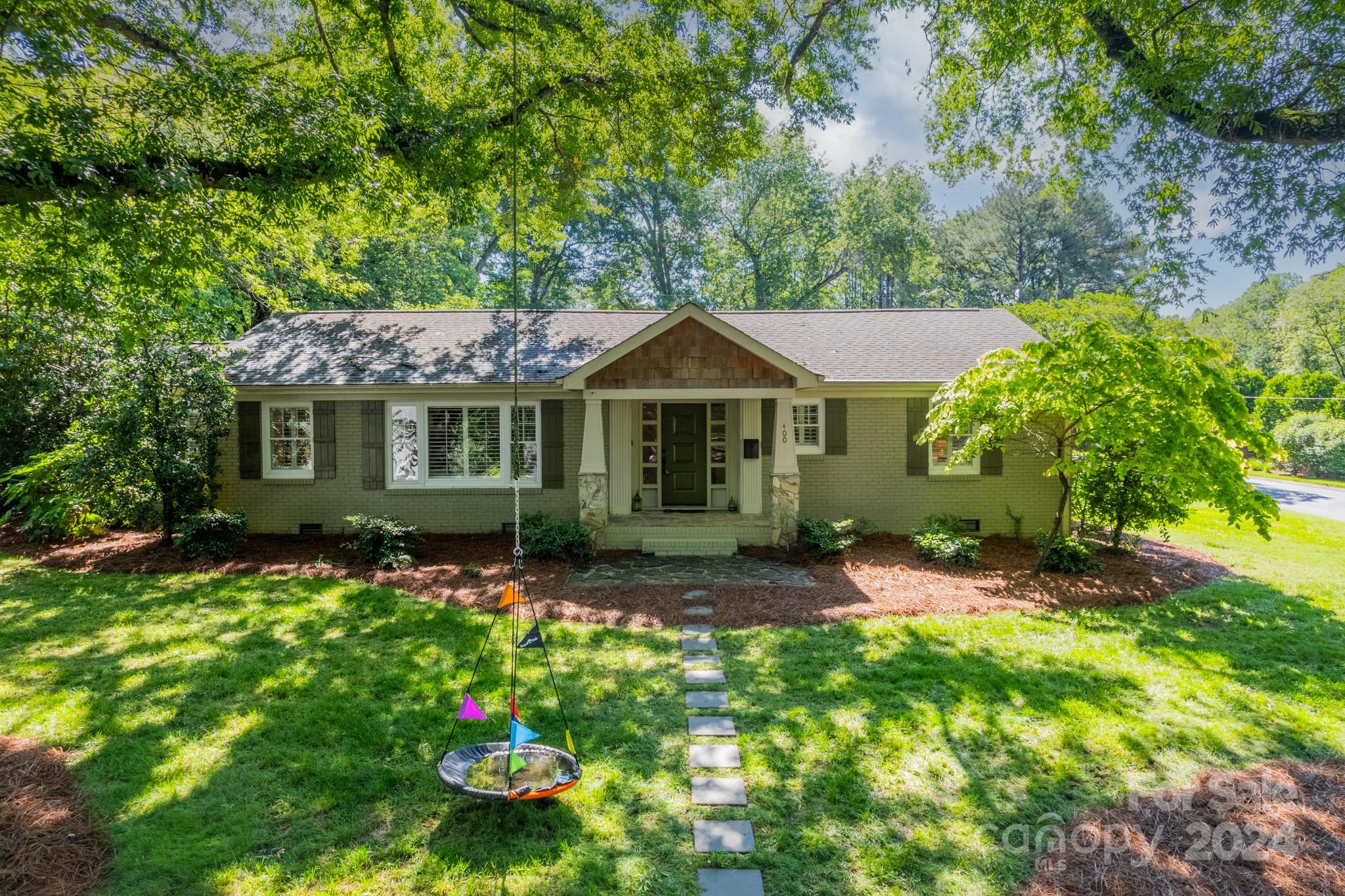 400 Lyttleton Drive
