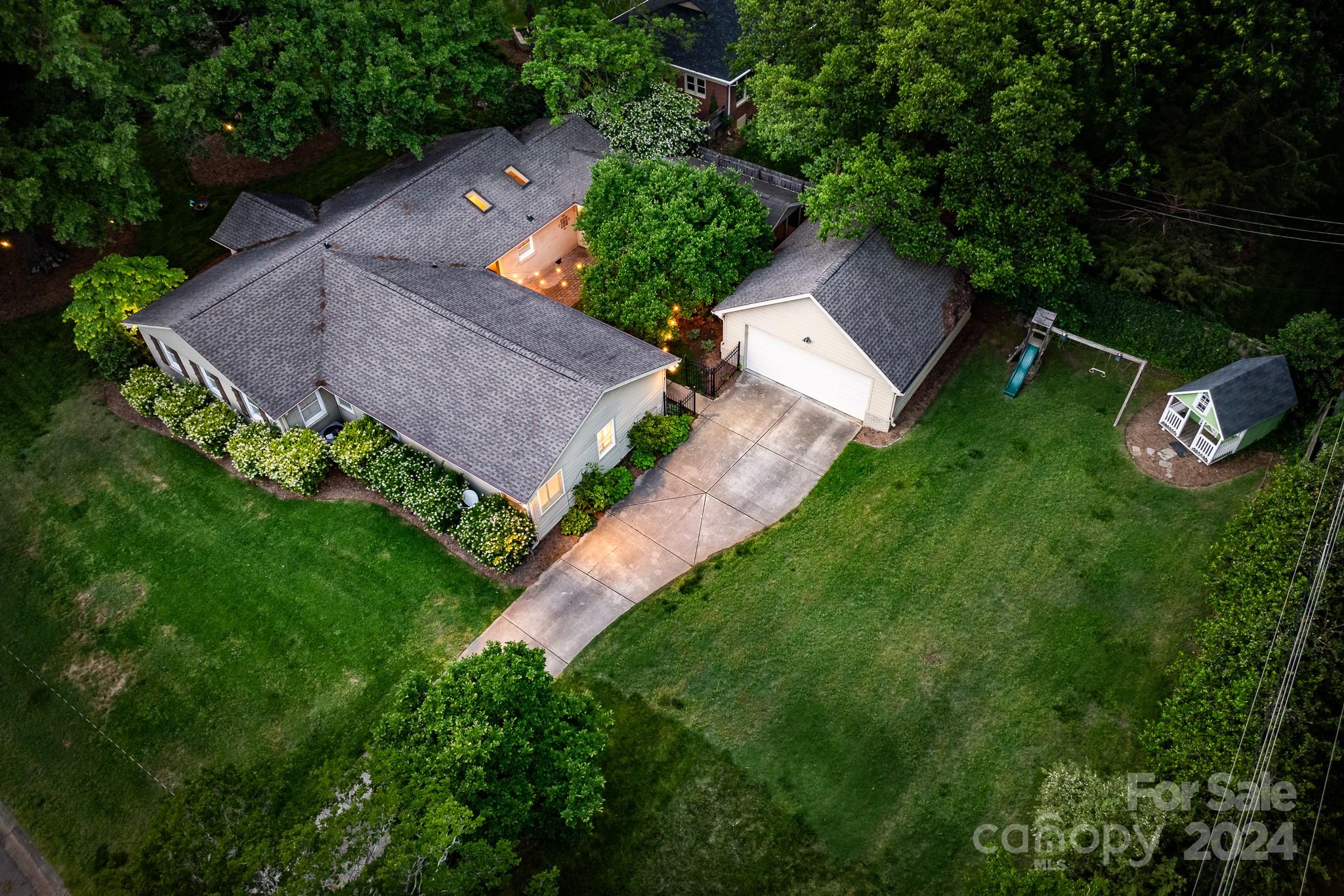 400 Lyttleton Drive