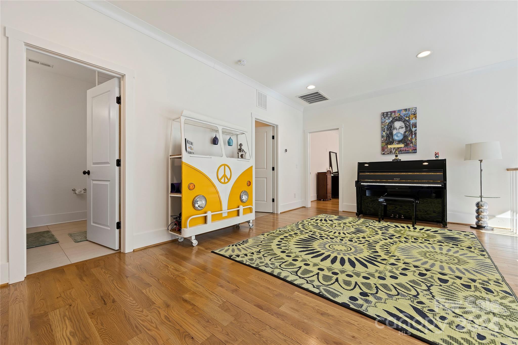 805 Spruce Street