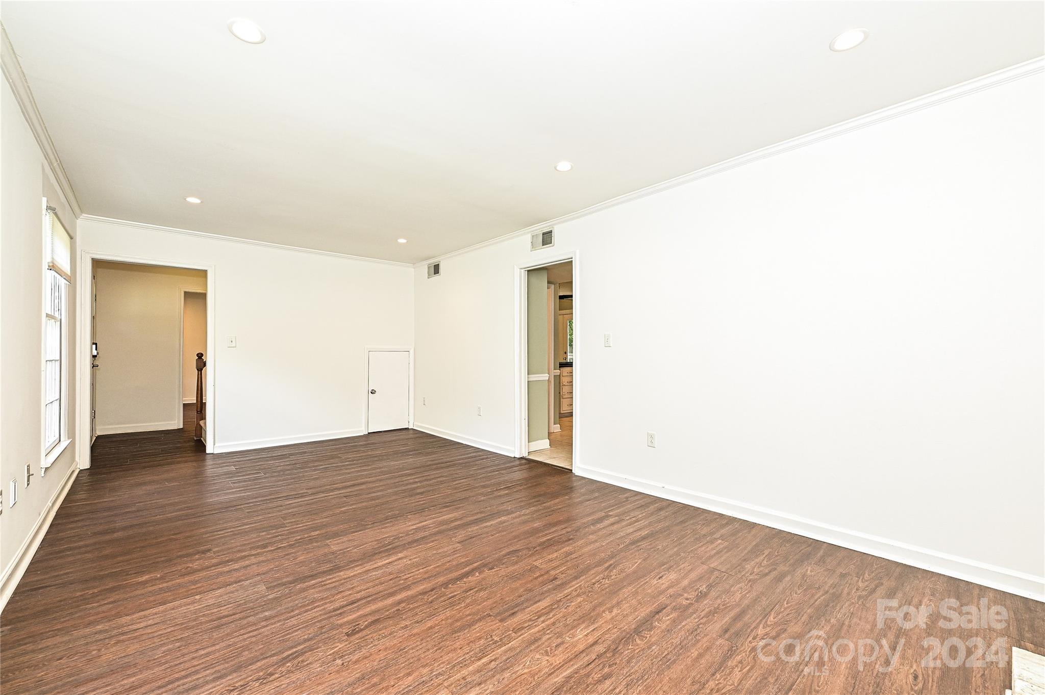 7729 Surreywood Place