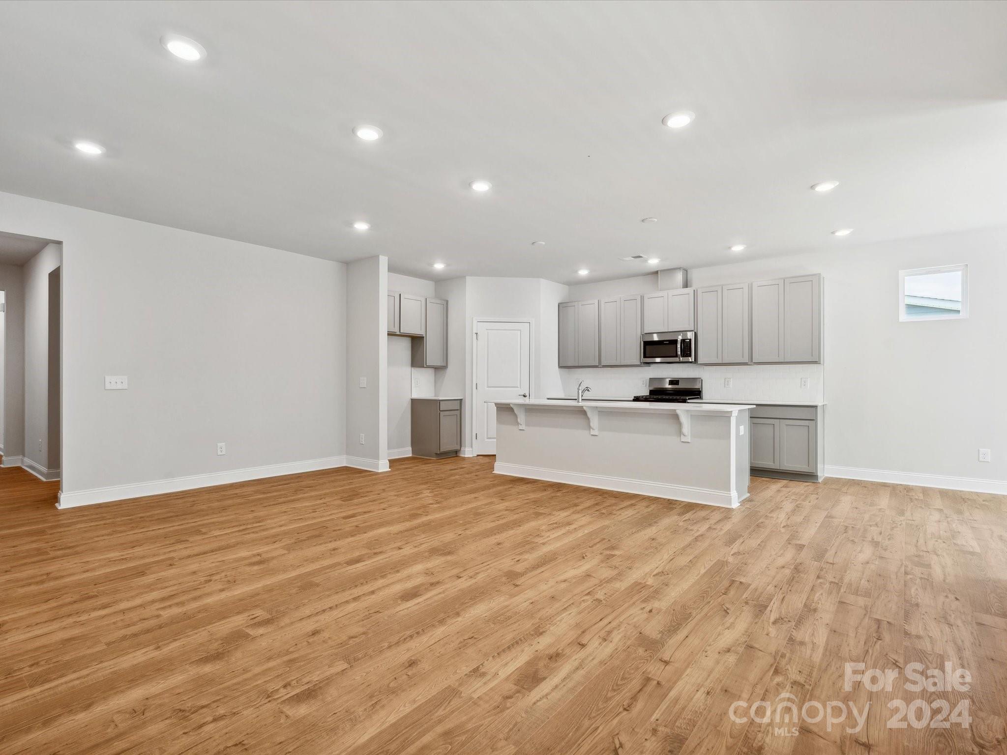 1517 Black Walnut Street Unit: 36