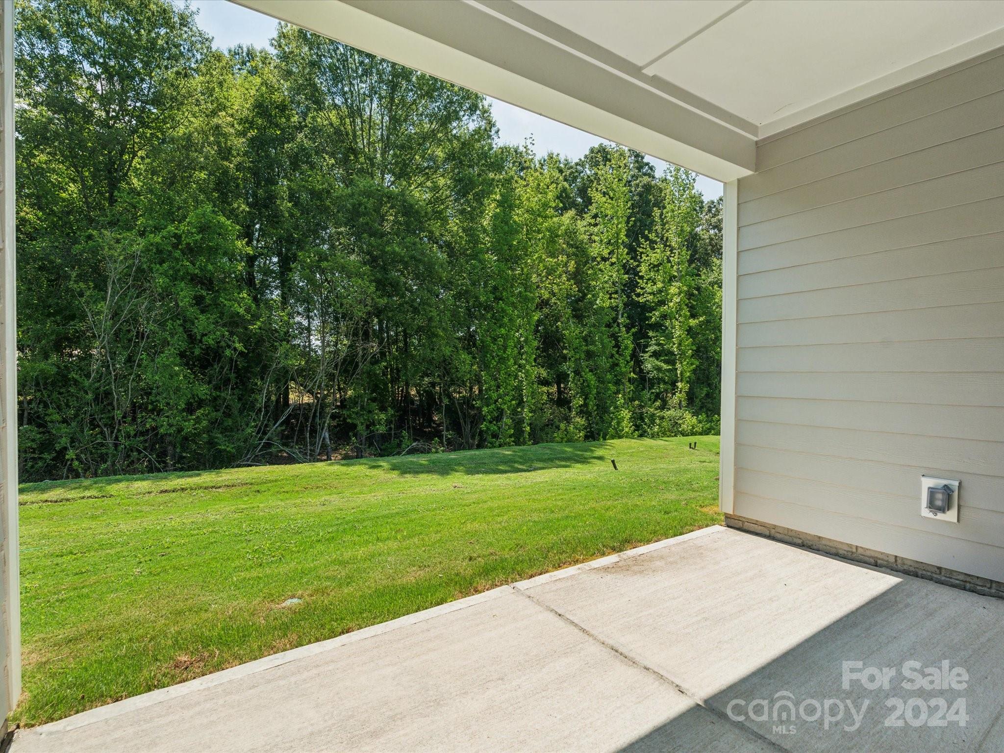 1517 Black Walnut Street Unit: 36