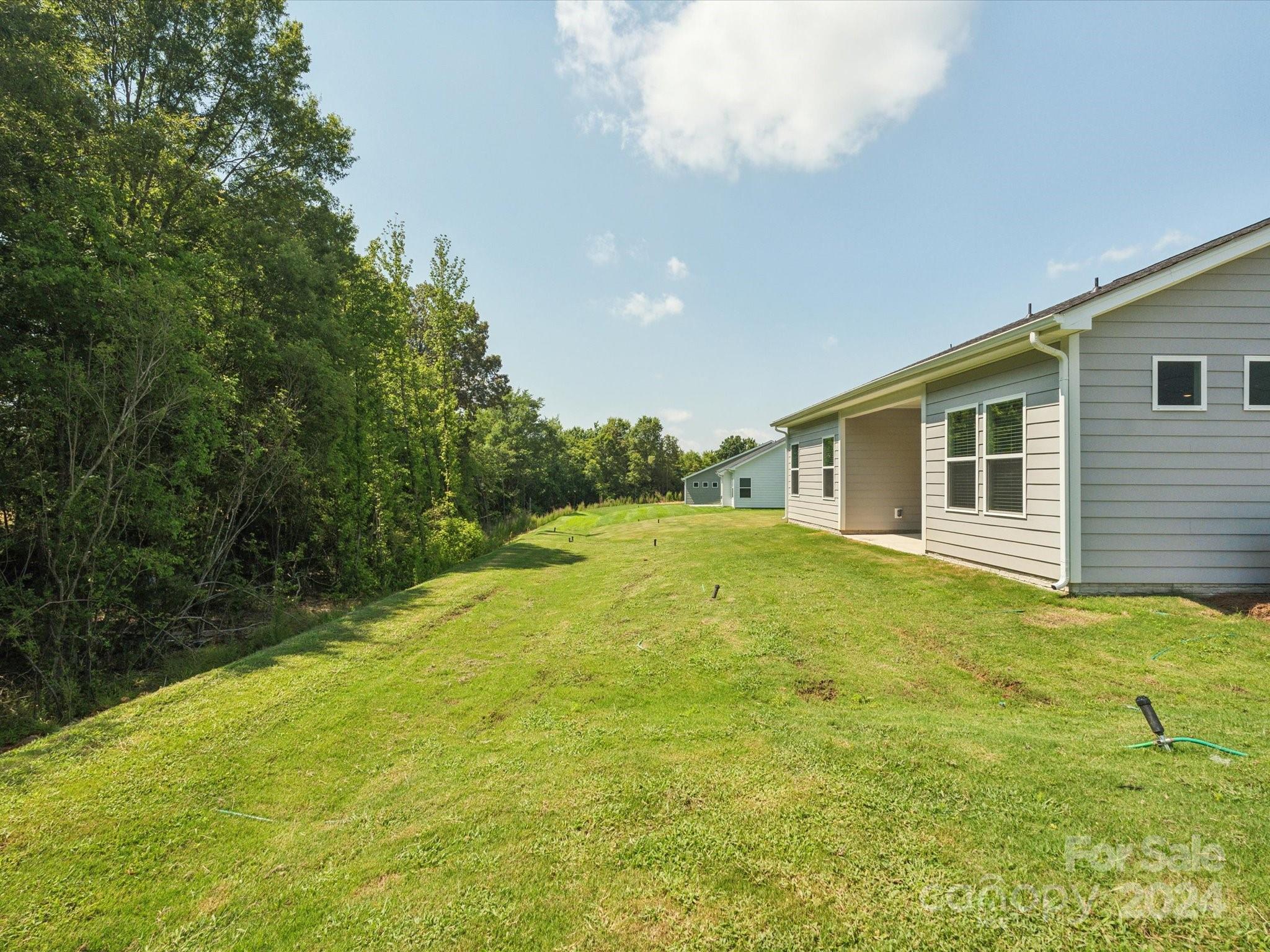 1517 Black Walnut Street Unit: 36