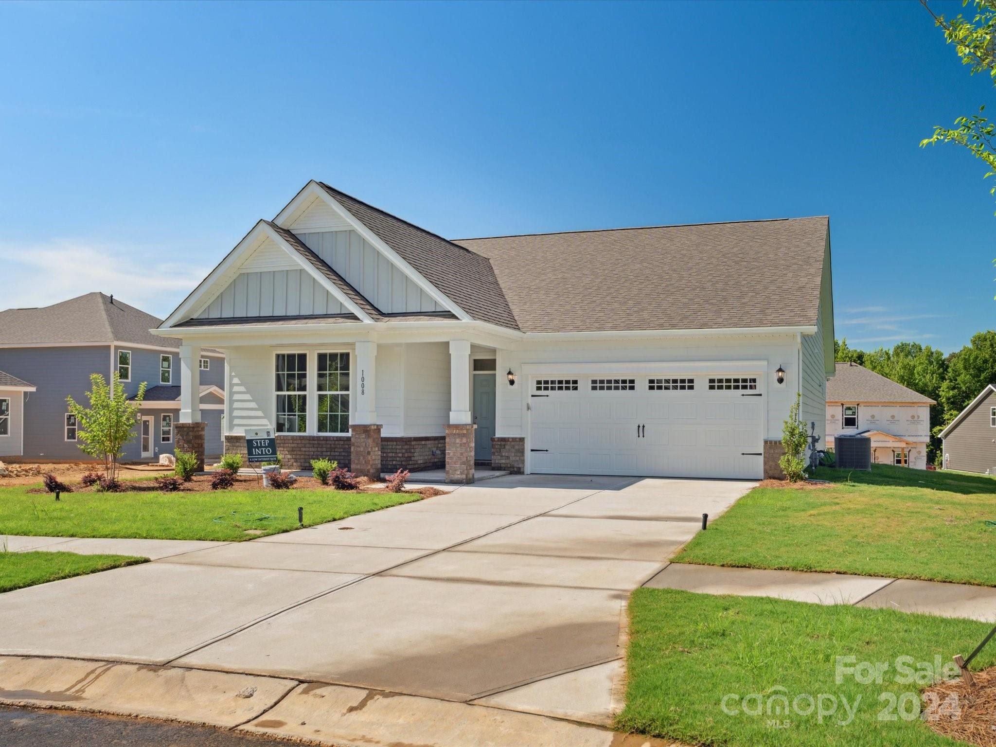 1517 Black Walnut Street Unit: 36