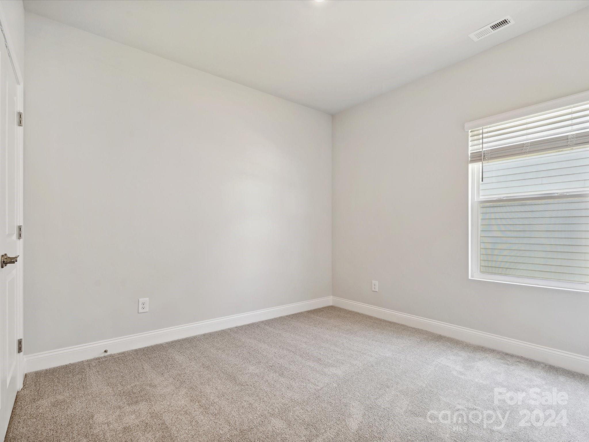 1517 Black Walnut Street Unit: 36
