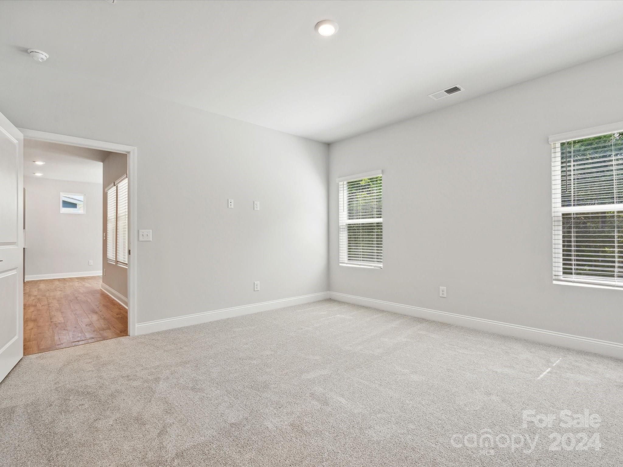 1517 Black Walnut Street Unit: 36