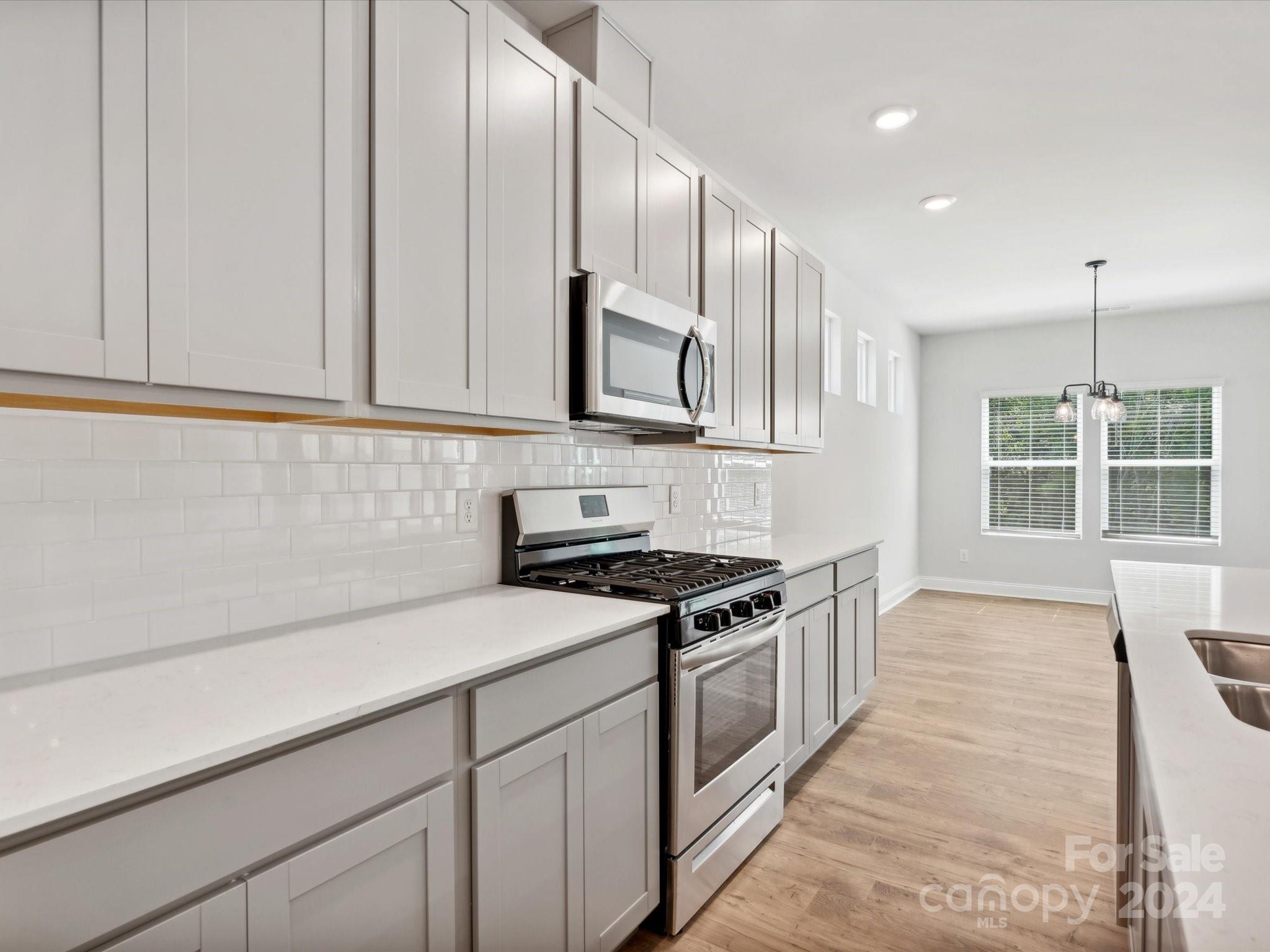 1517 Black Walnut Street Unit: 36