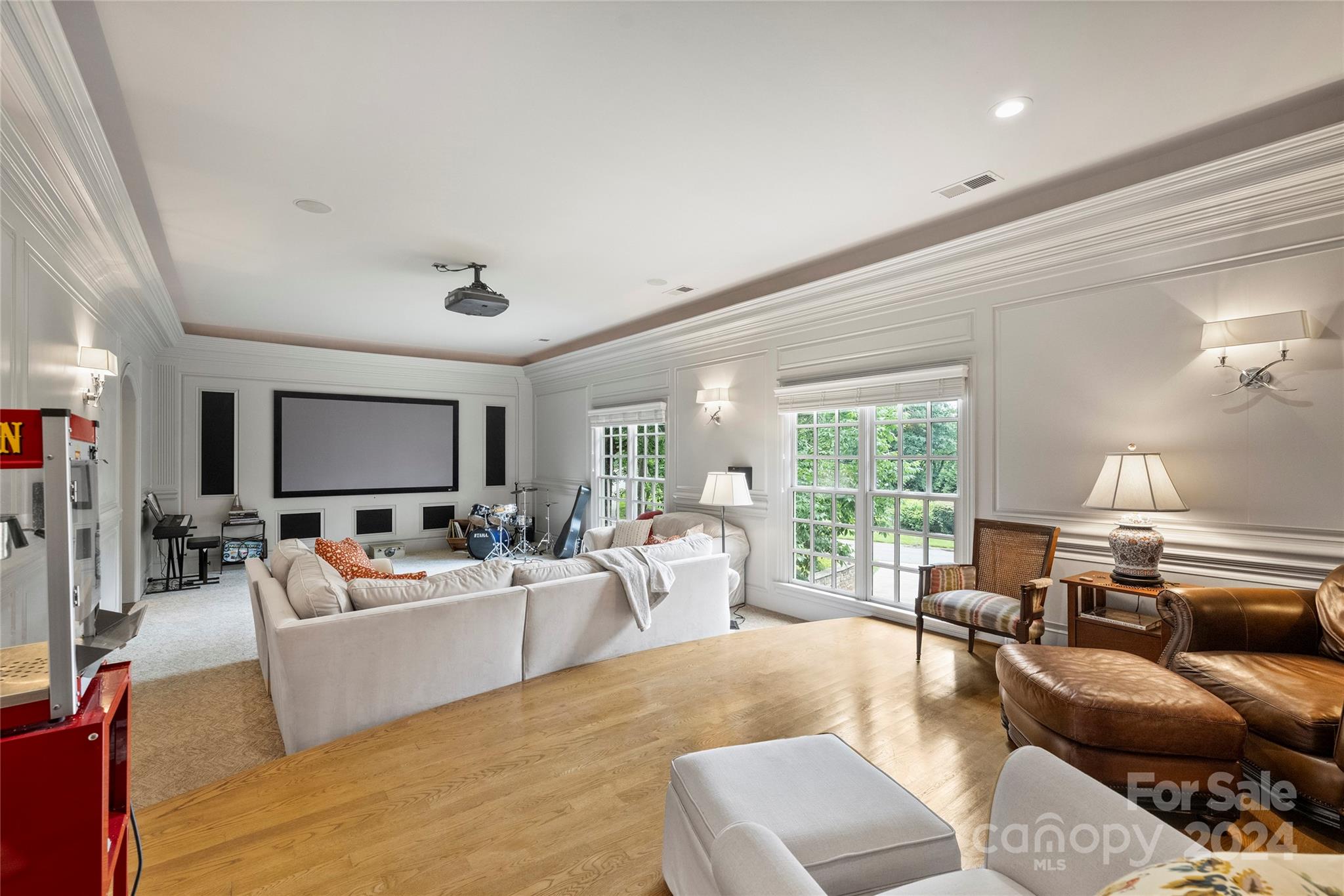 3515 Bellevue Lane