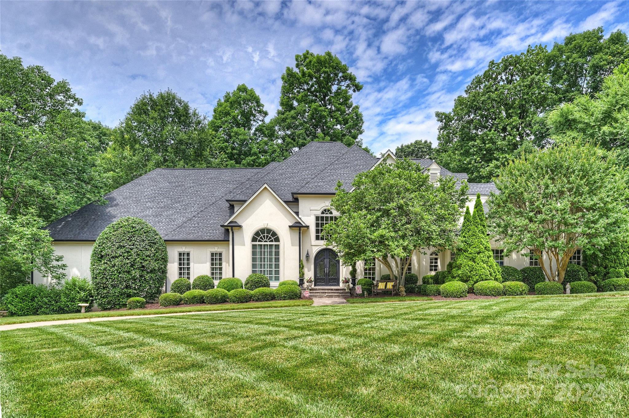 3515 Bellevue Lane