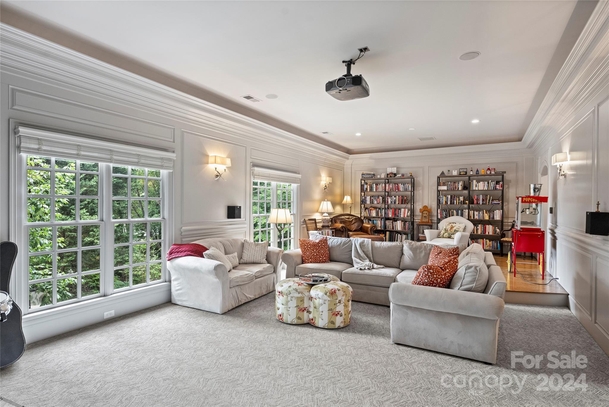 3515 Bellevue Lane