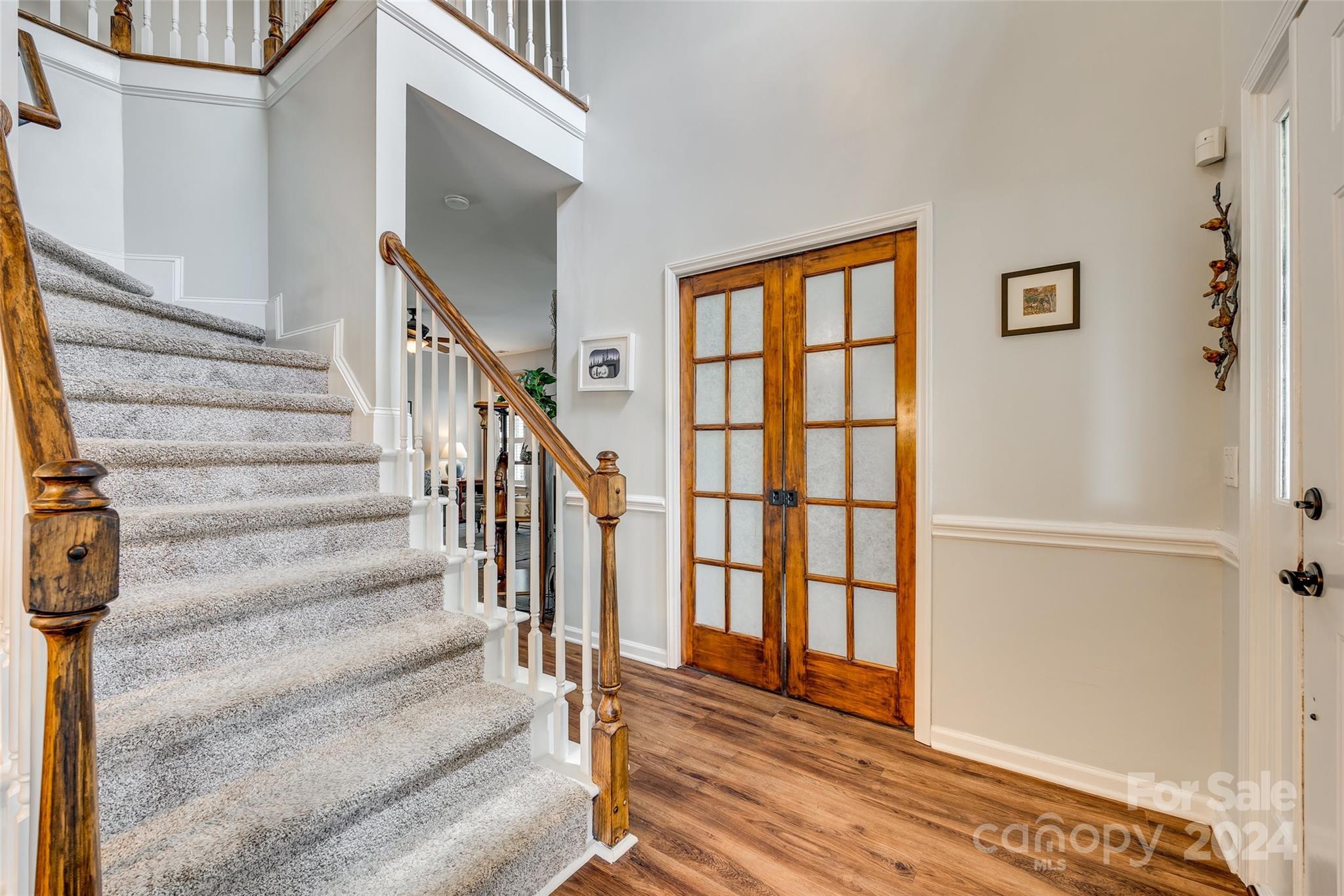 1385 Lloyd Place