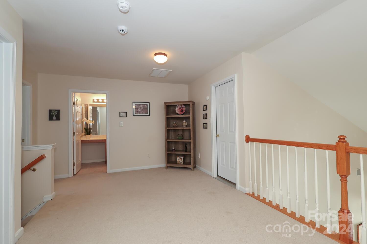 4092 Holly Villa Circle