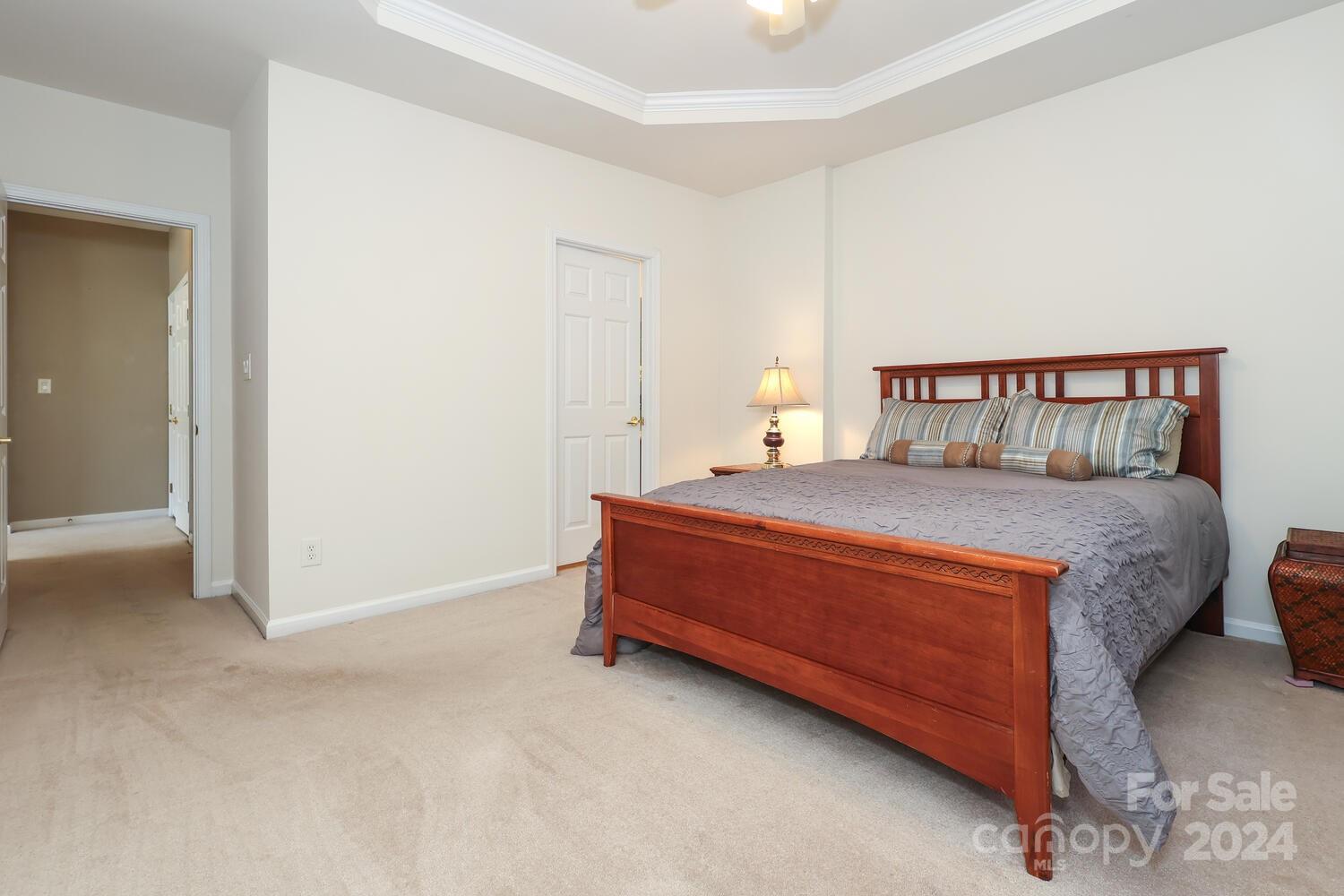 4092 Holly Villa Circle
