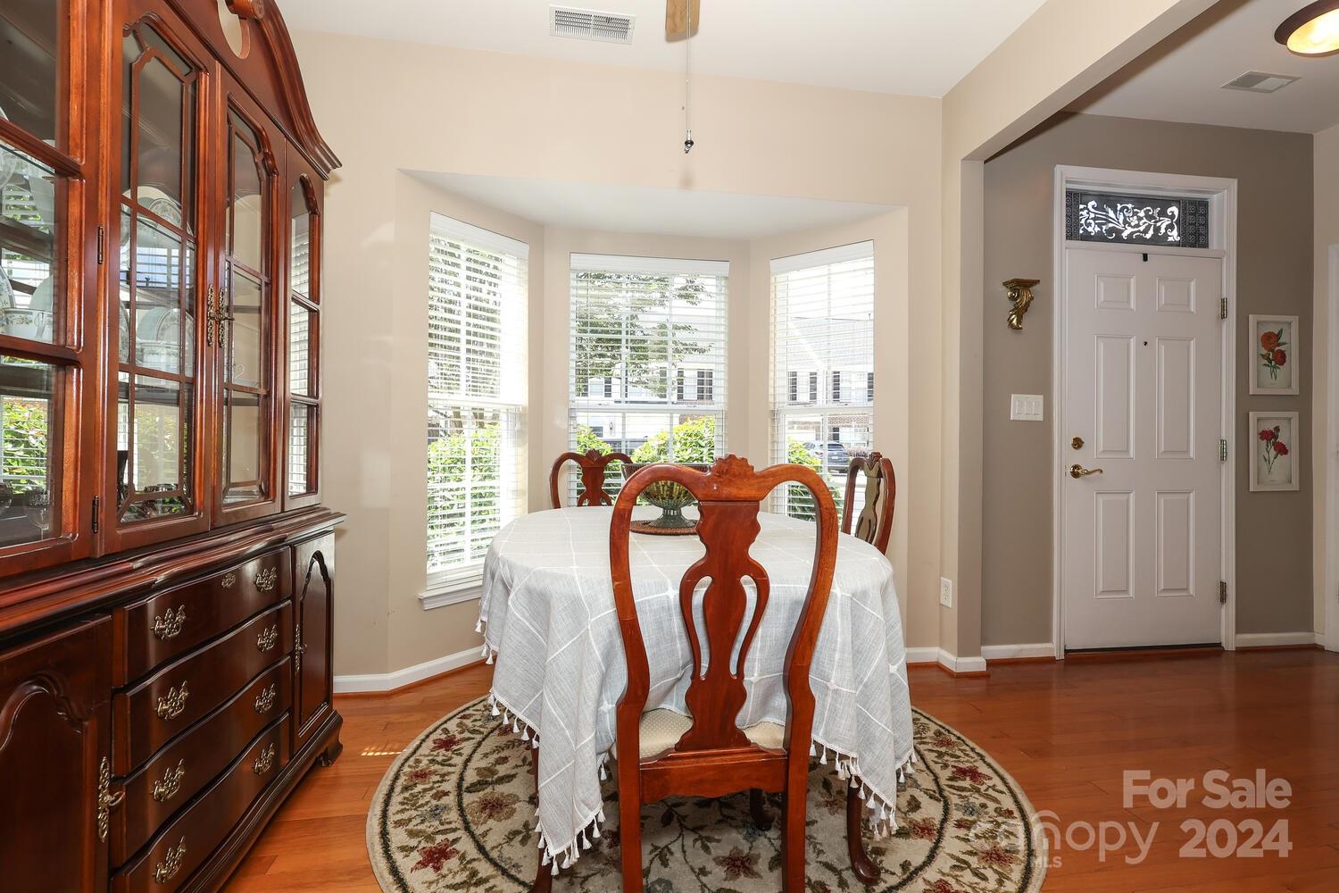 4092 Holly Villa Circle
