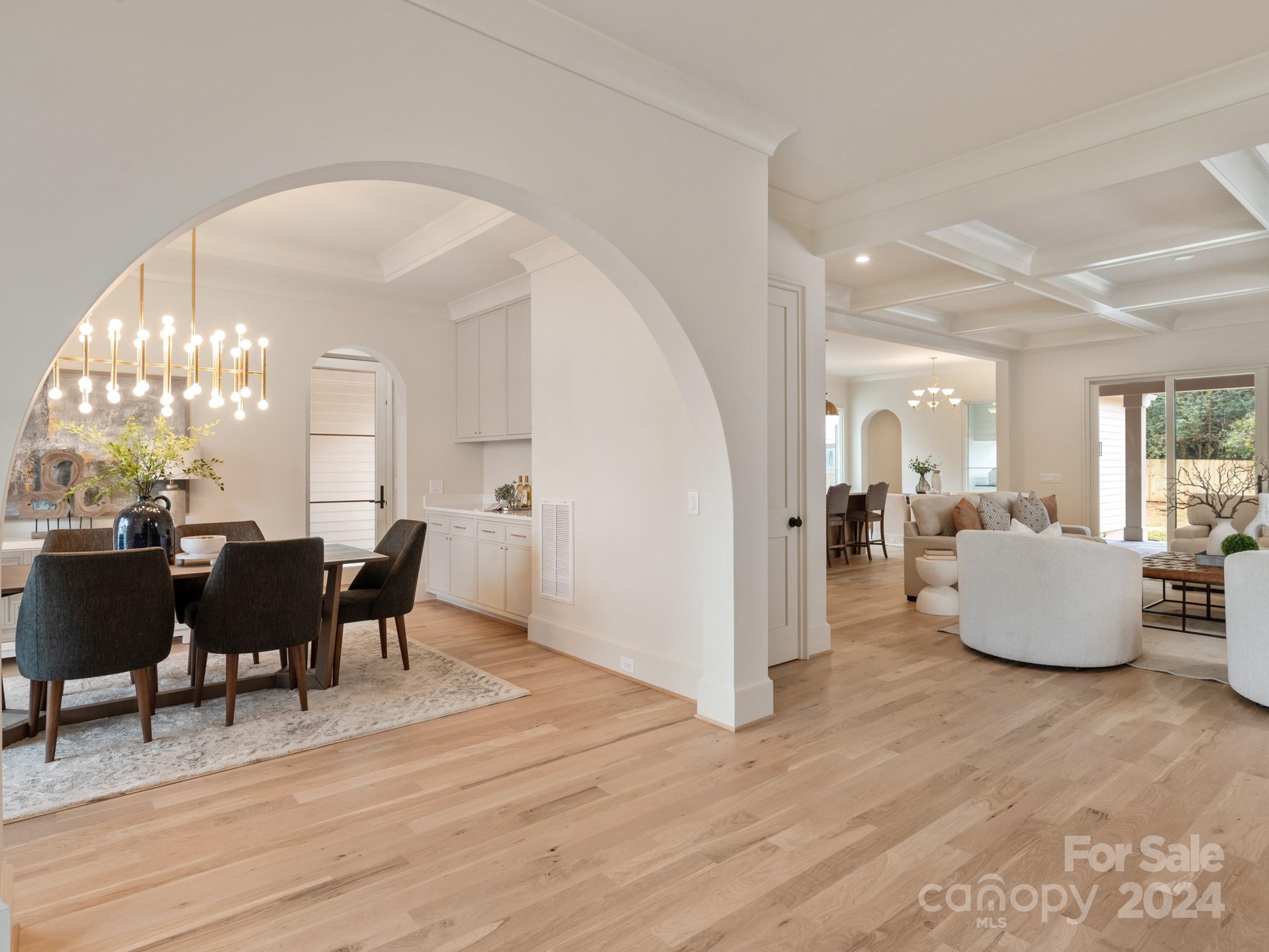 4385 Woodlark Lane