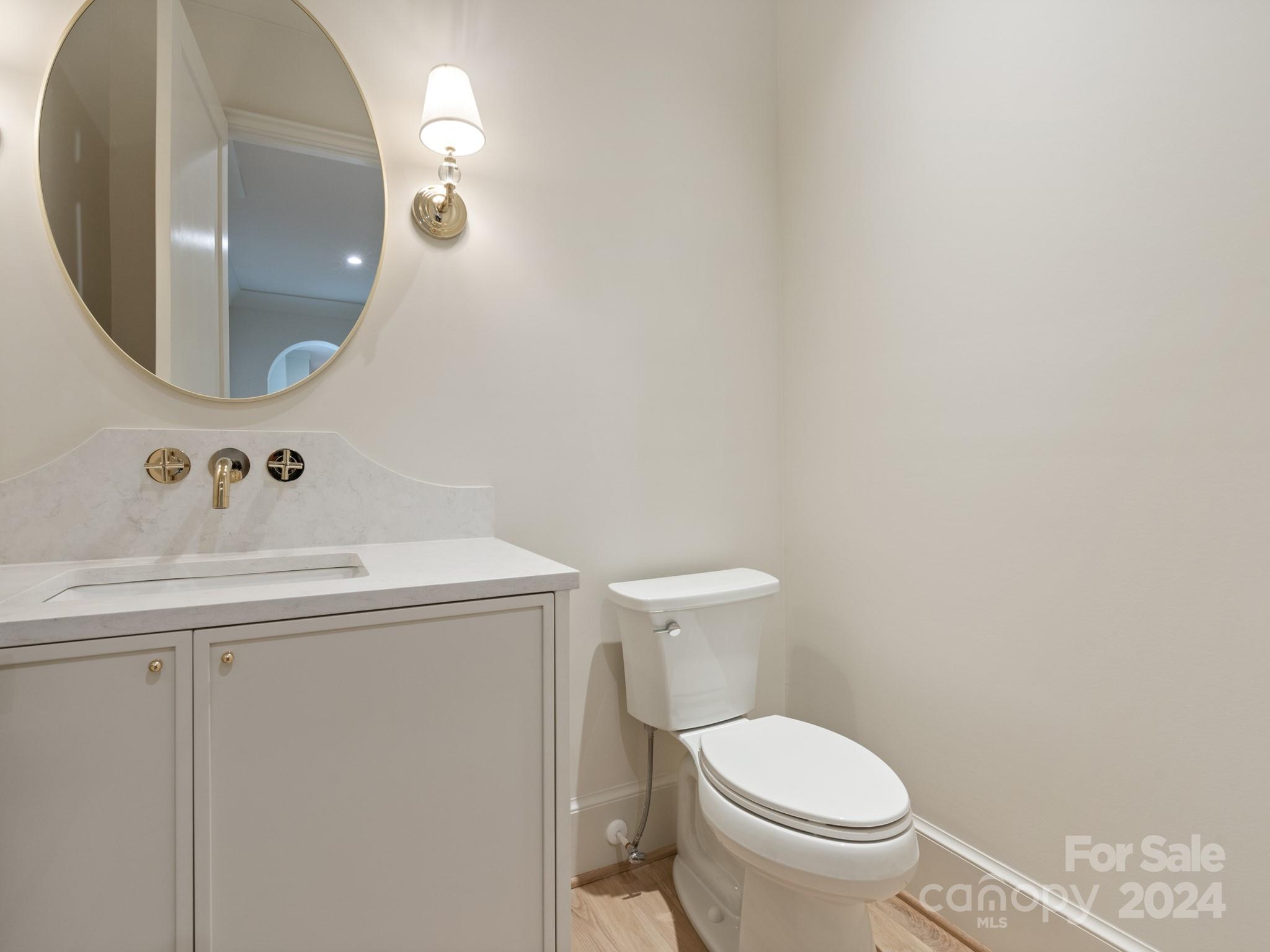 4385 Woodlark Lane