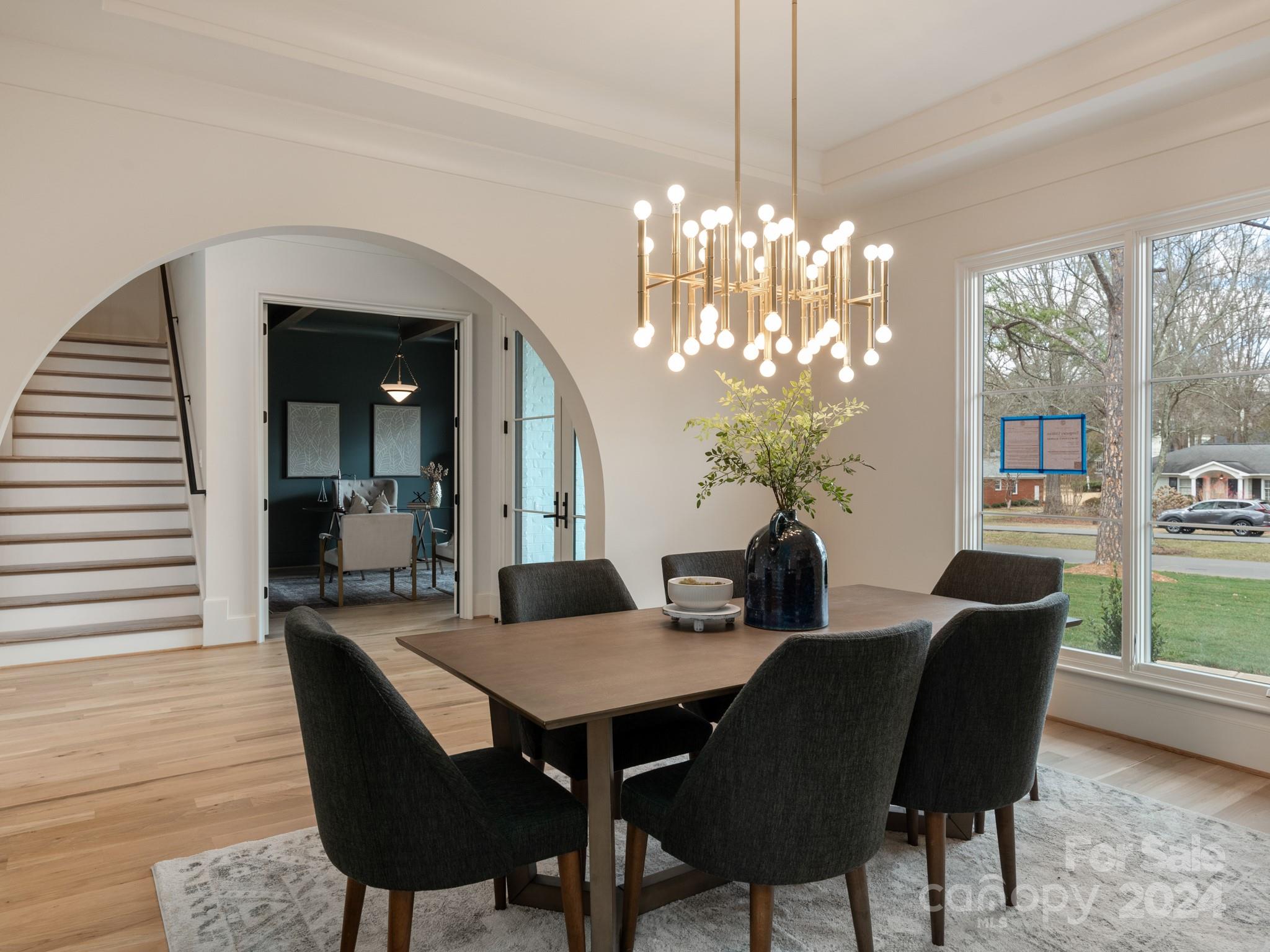 4385 Woodlark Lane