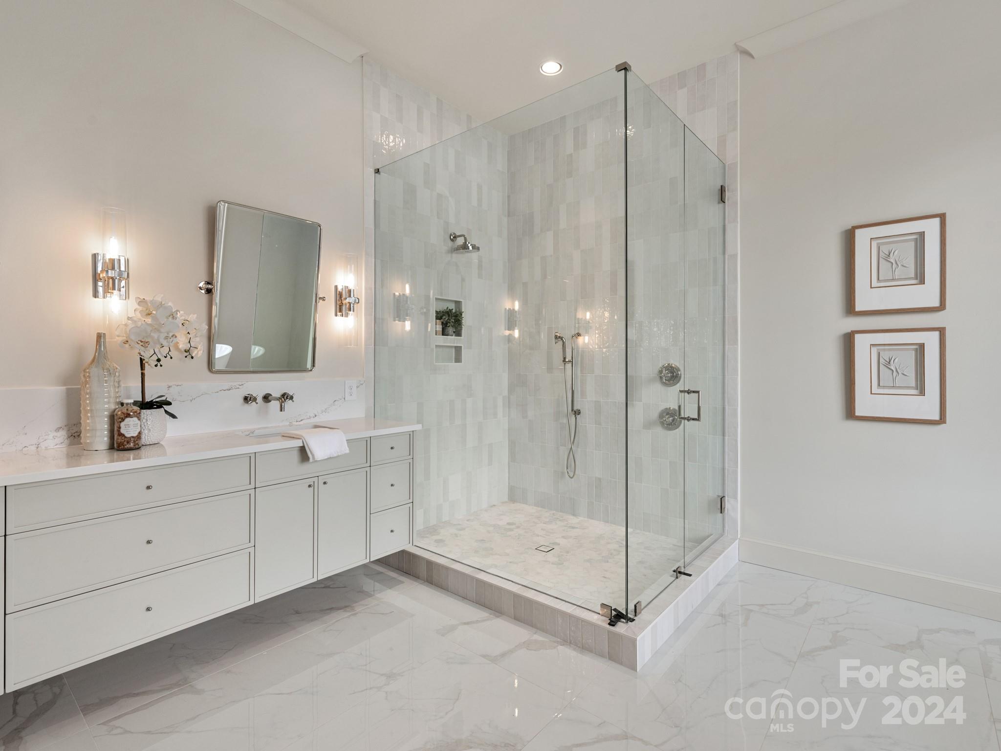 4385 Woodlark Lane
