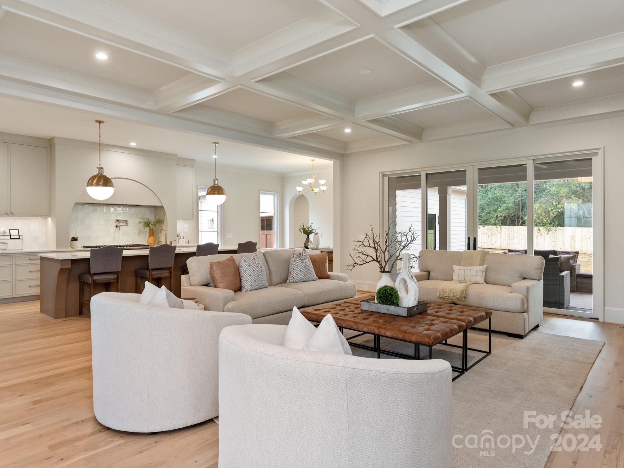 4385 Woodlark Lane