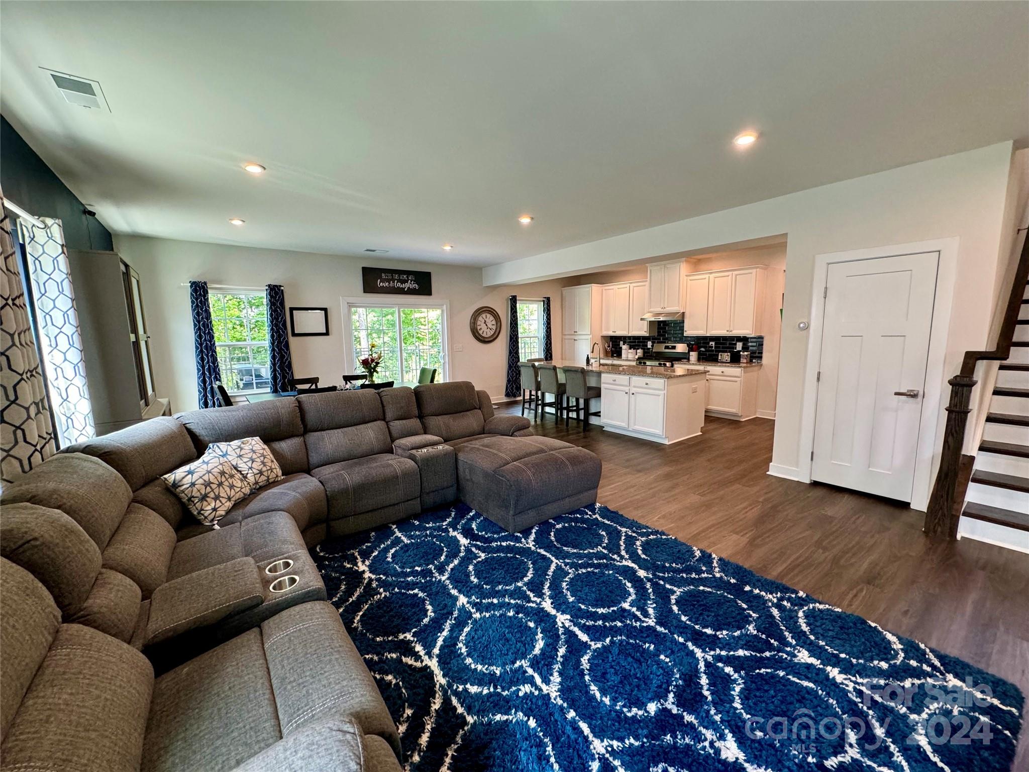 1304 Rowan Lane