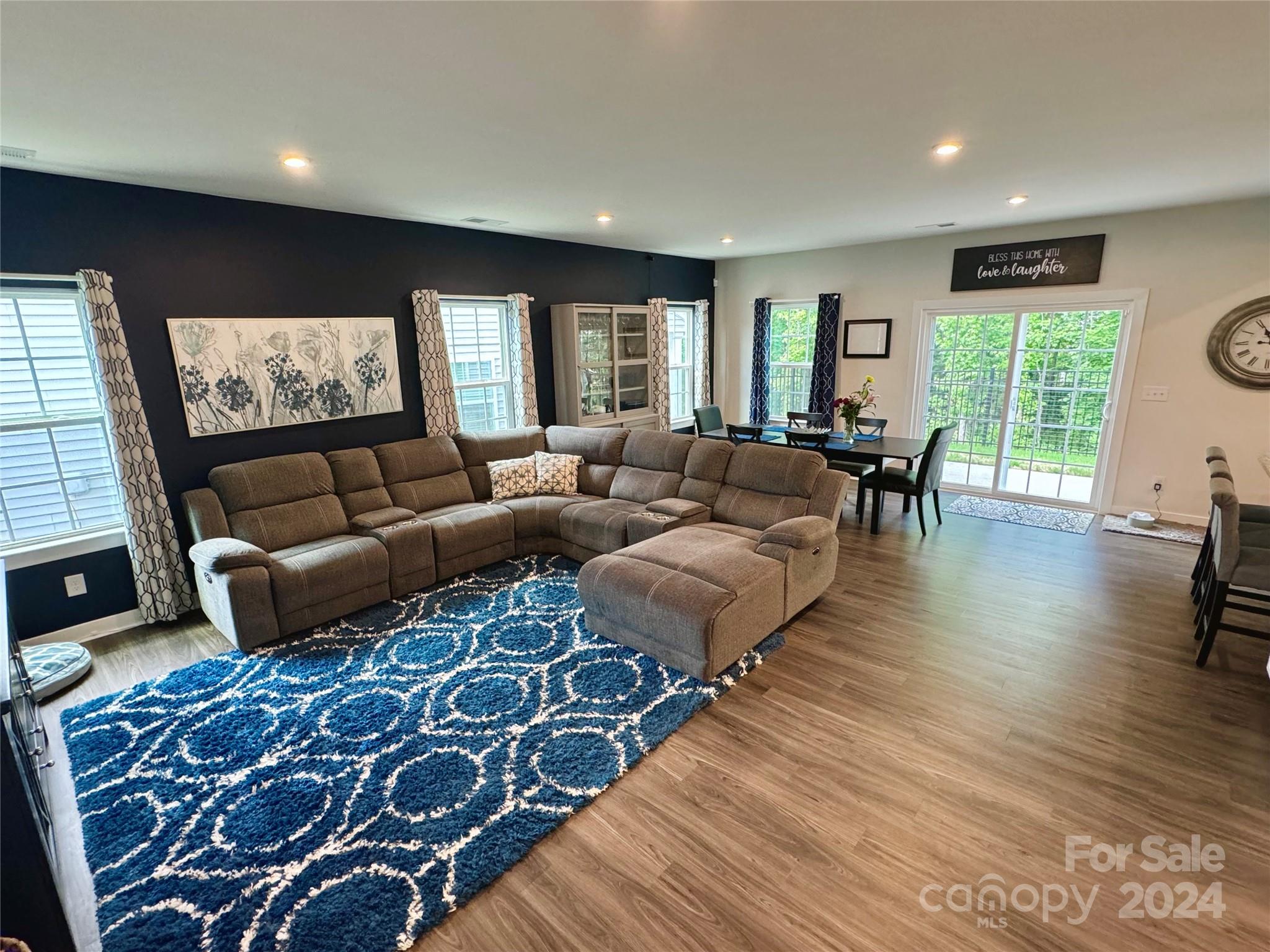 1304 Rowan Lane