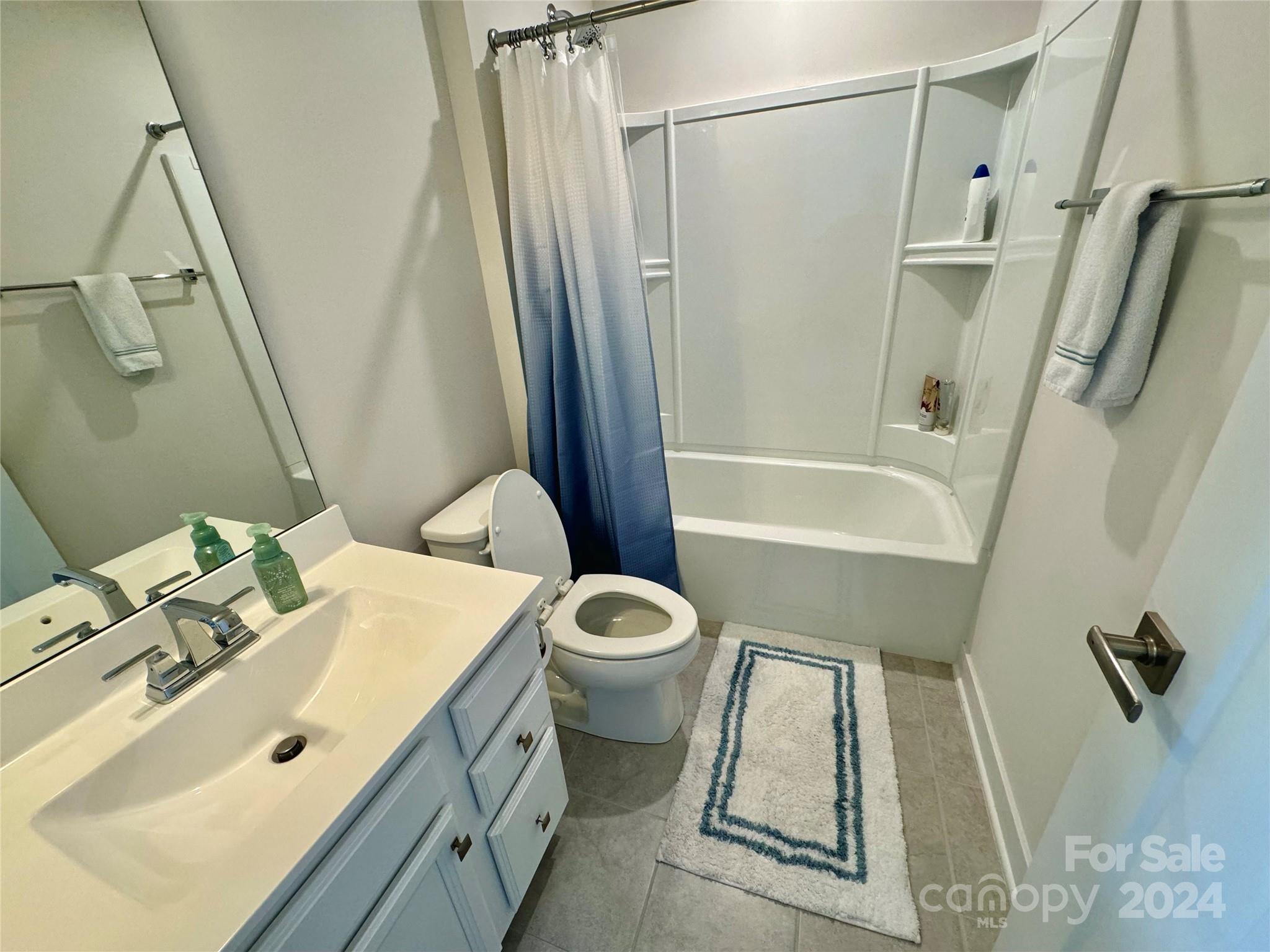 1304 Rowan Lane