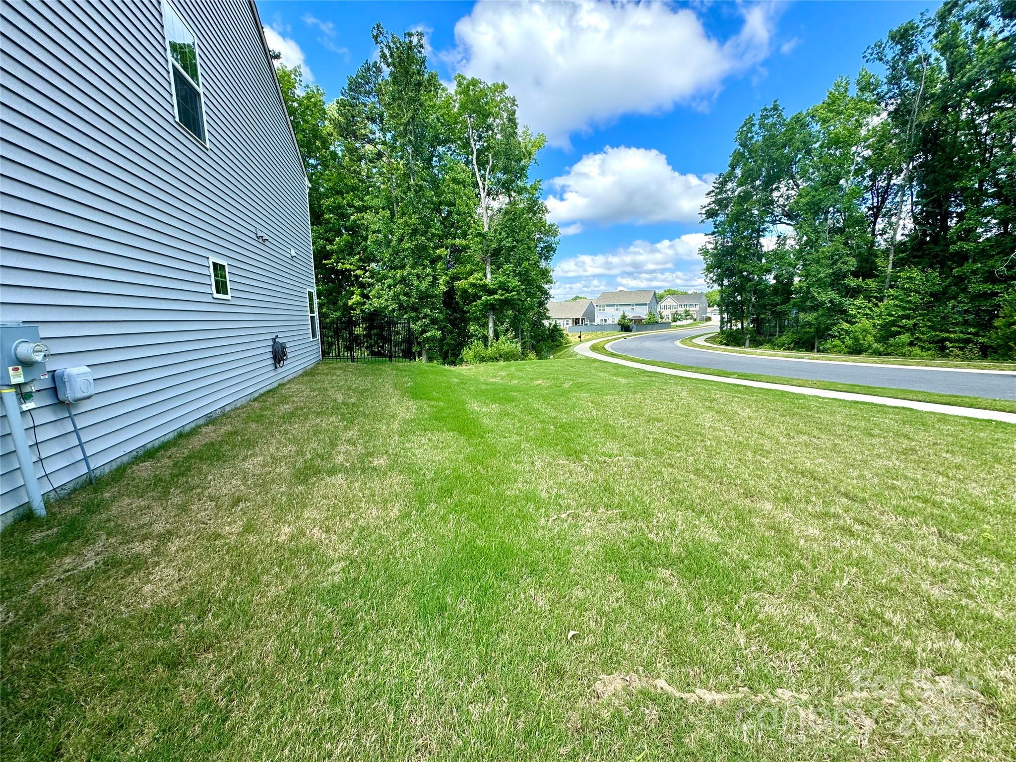 1304 Rowan Lane