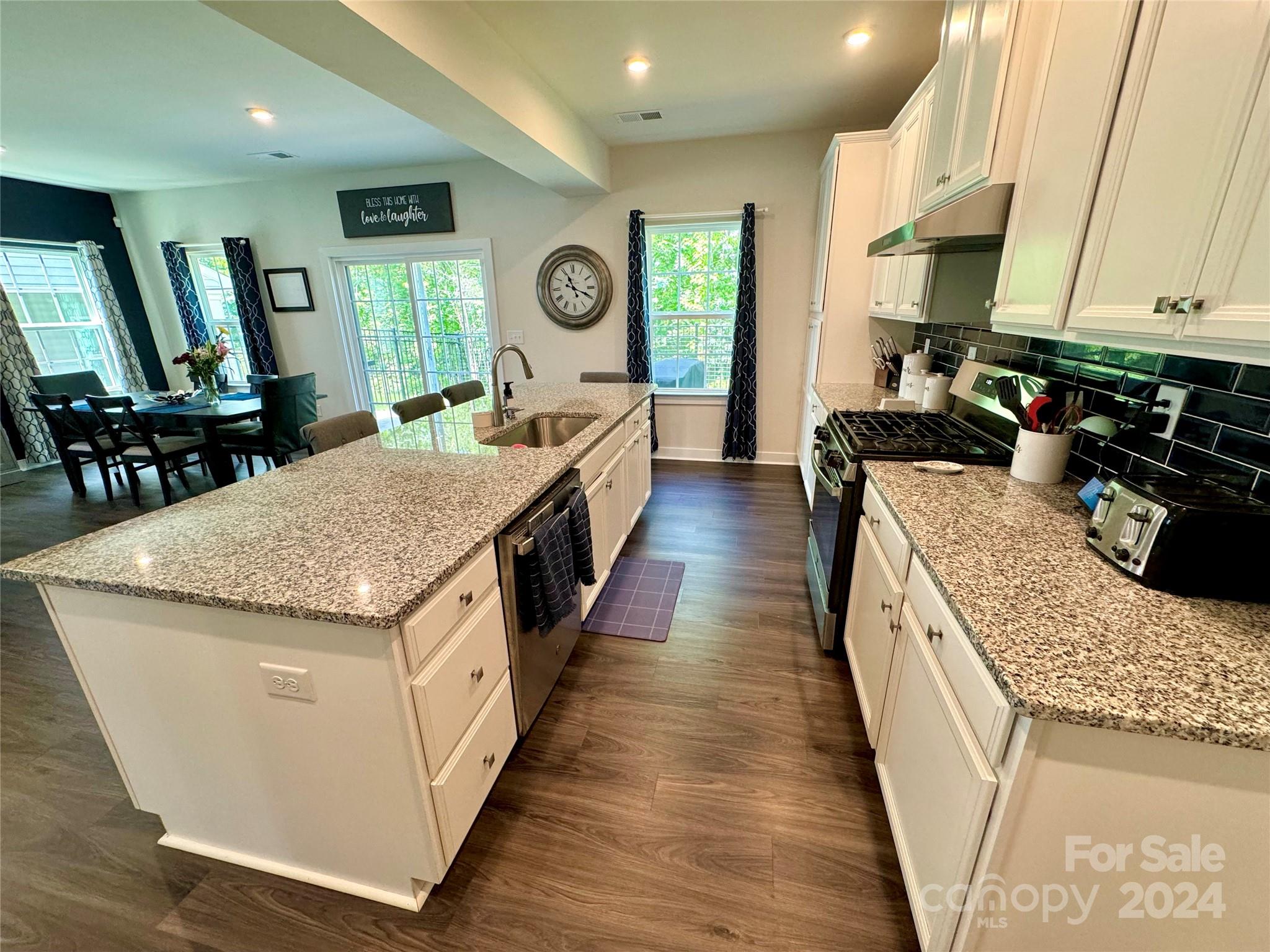 1304 Rowan Lane