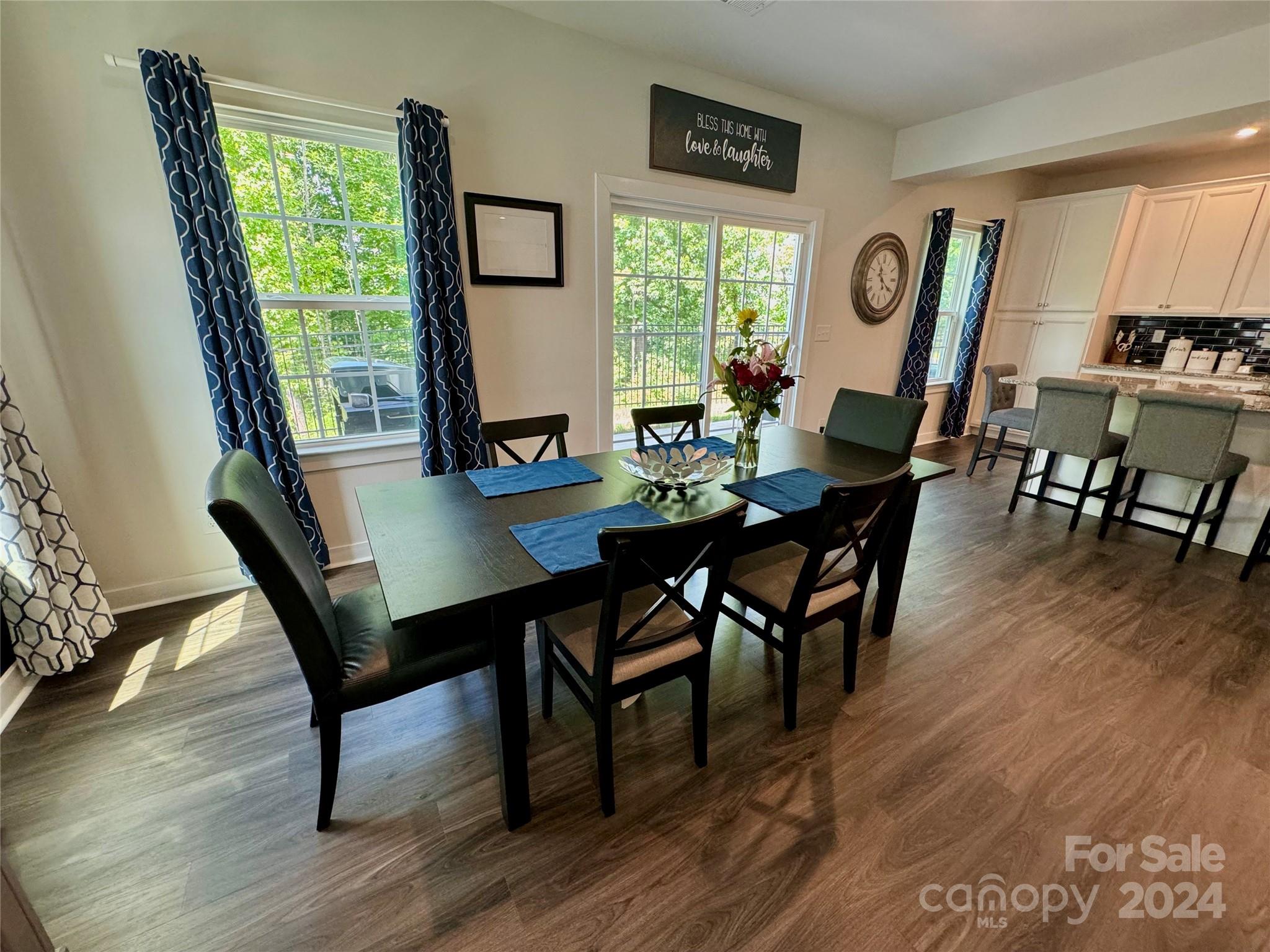 1304 Rowan Lane