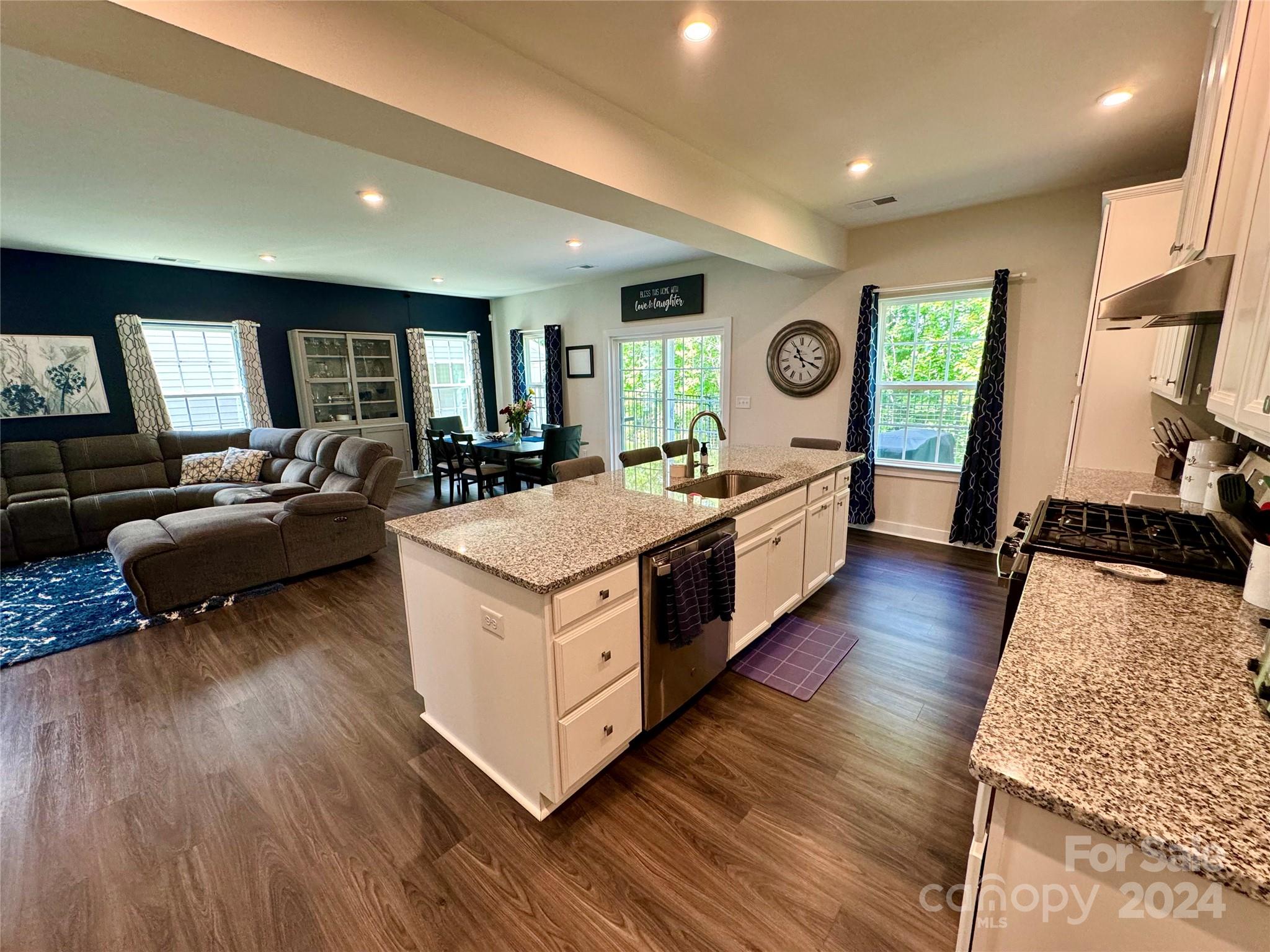 1304 Rowan Lane