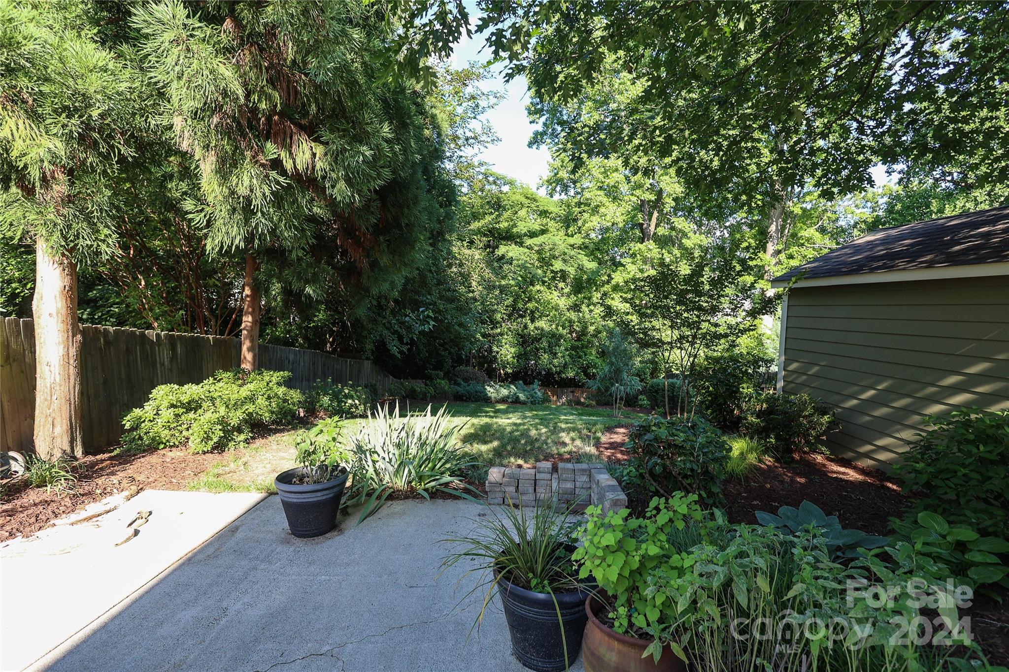 717 Mcdonald Avenue