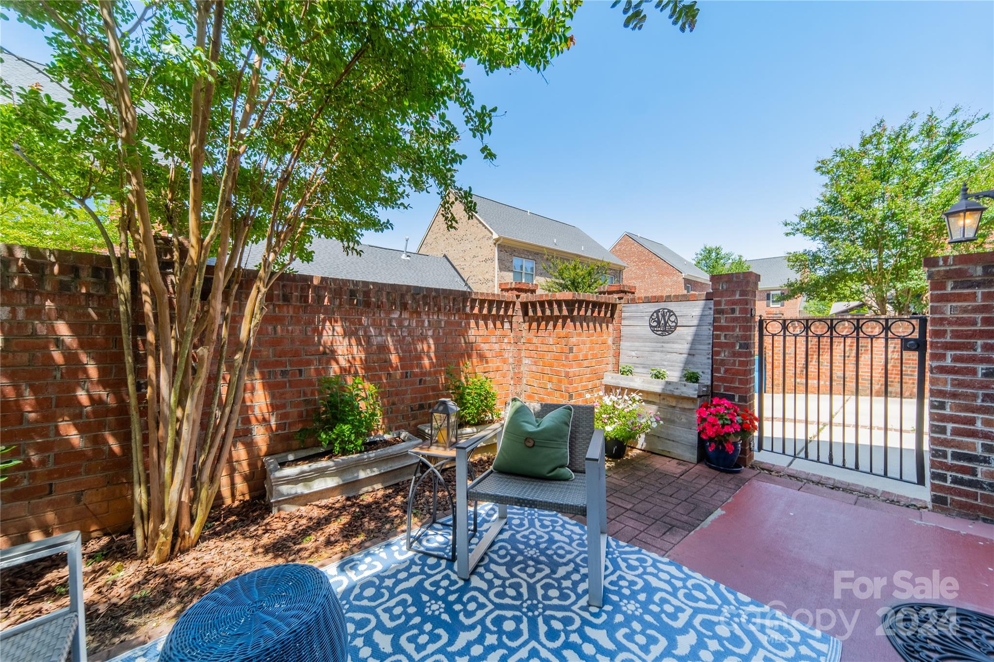 333 Landers Way