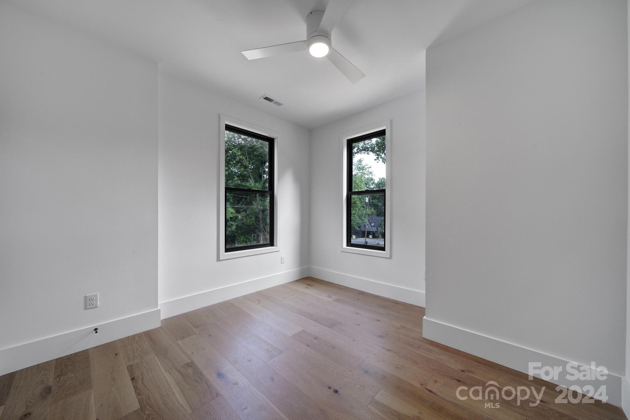 1708 Seifert Circle