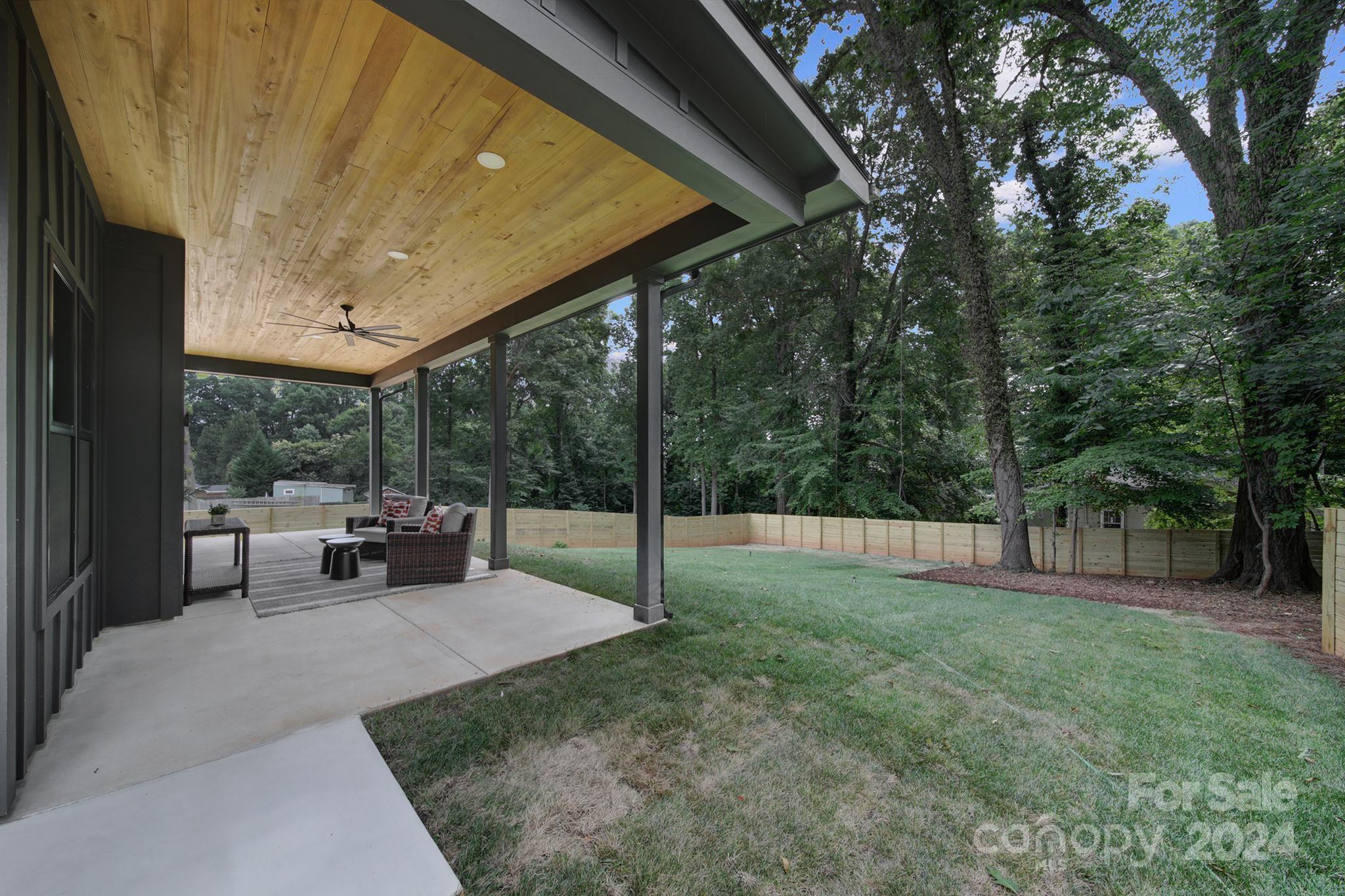 1708 Seifert Circle