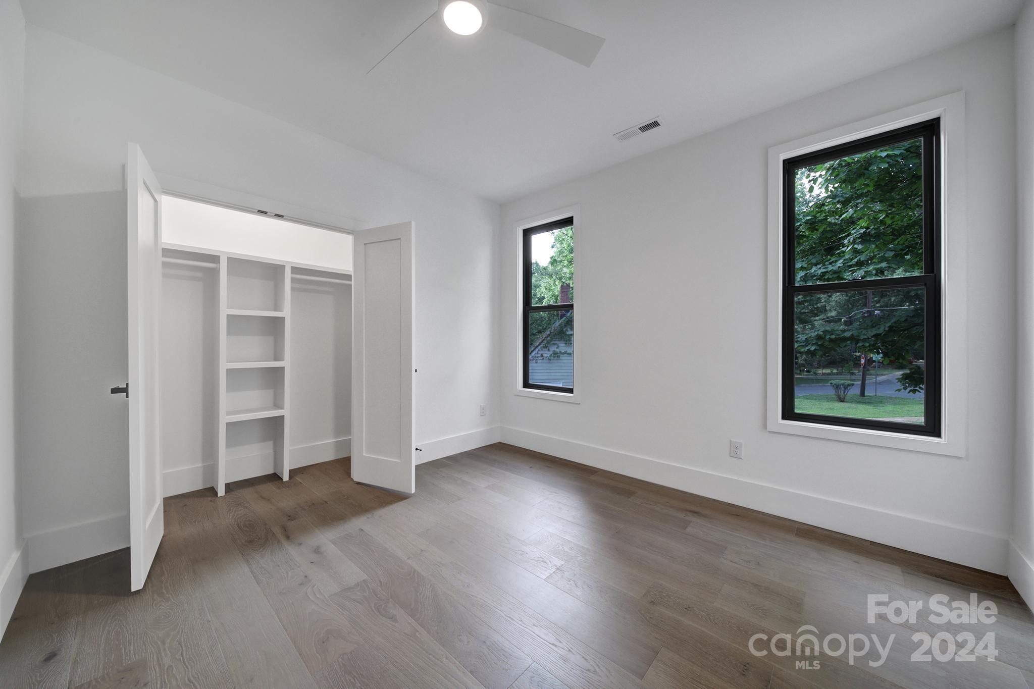1708 Seifert Circle