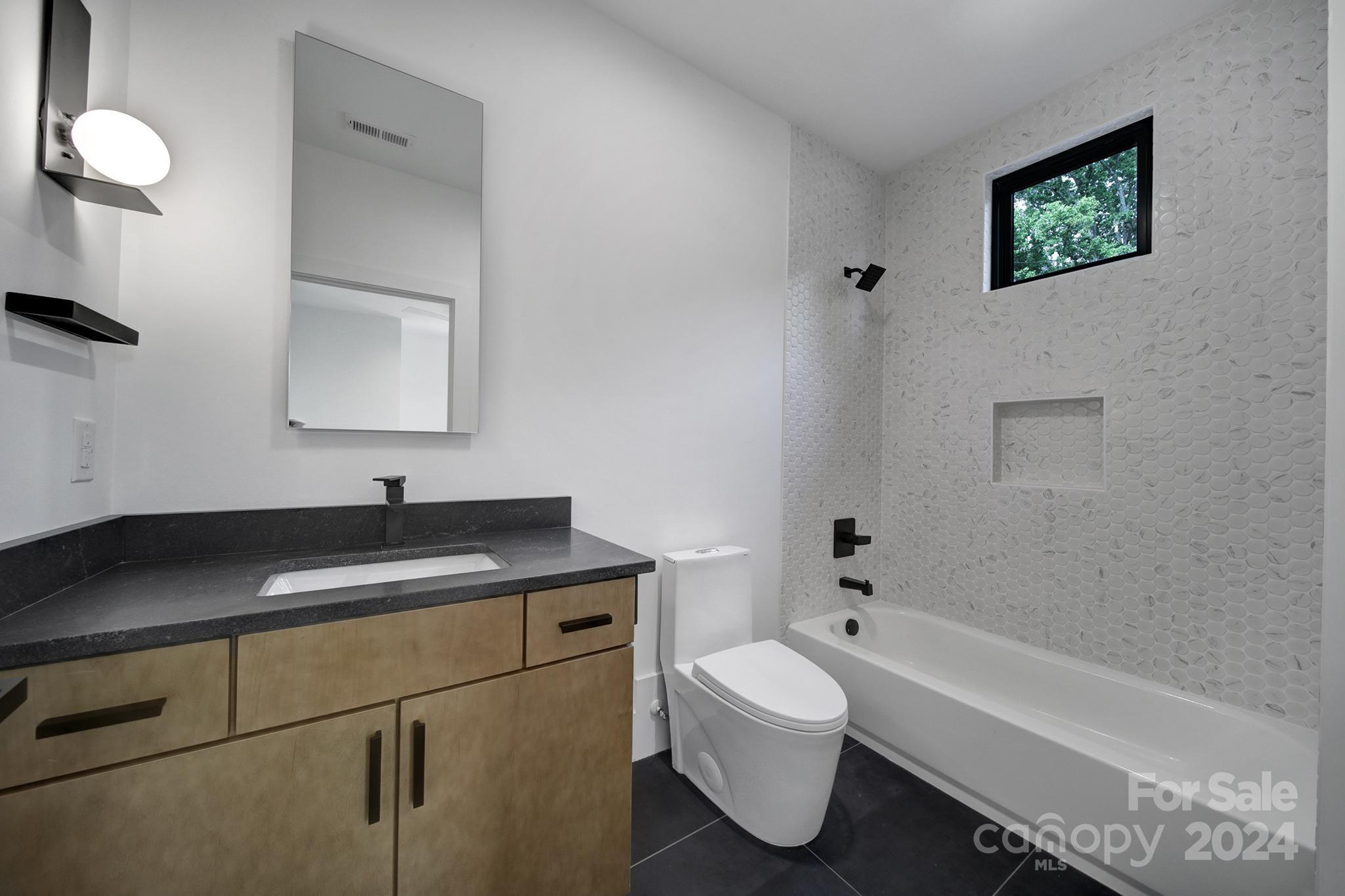 1708 Seifert Circle