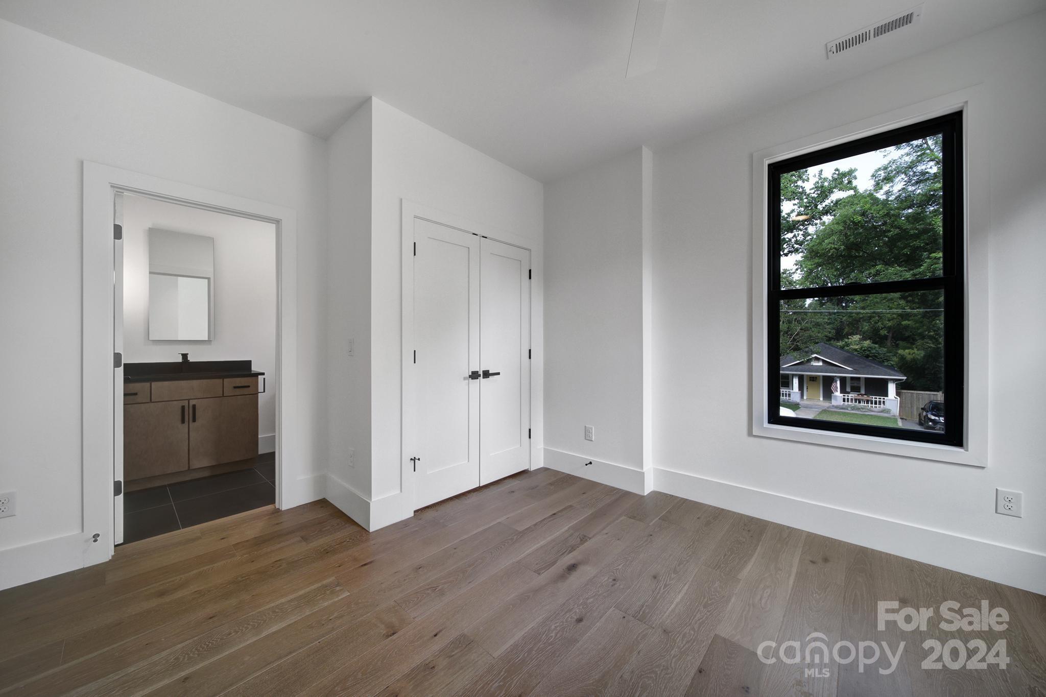 1708 Seifert Circle
