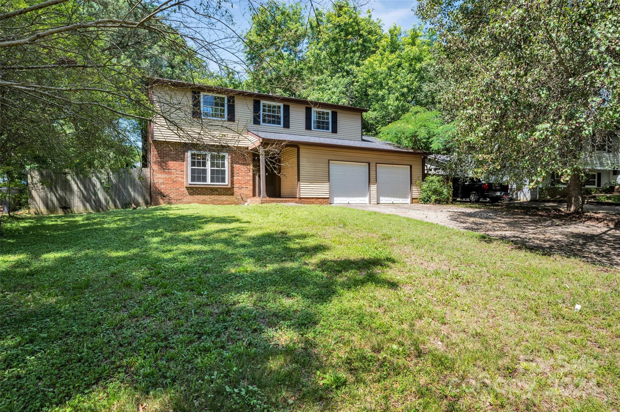 11527 Five Cedars Road