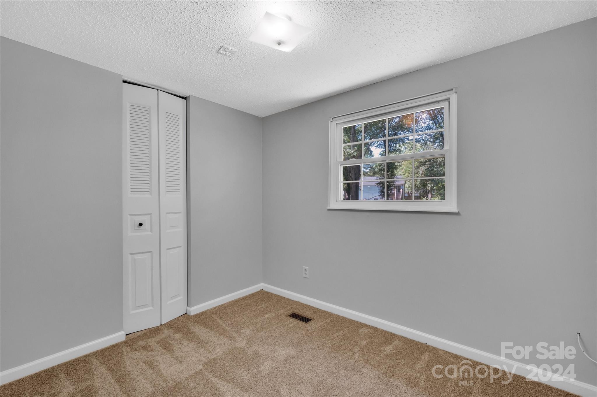 11527 Five Cedars Road