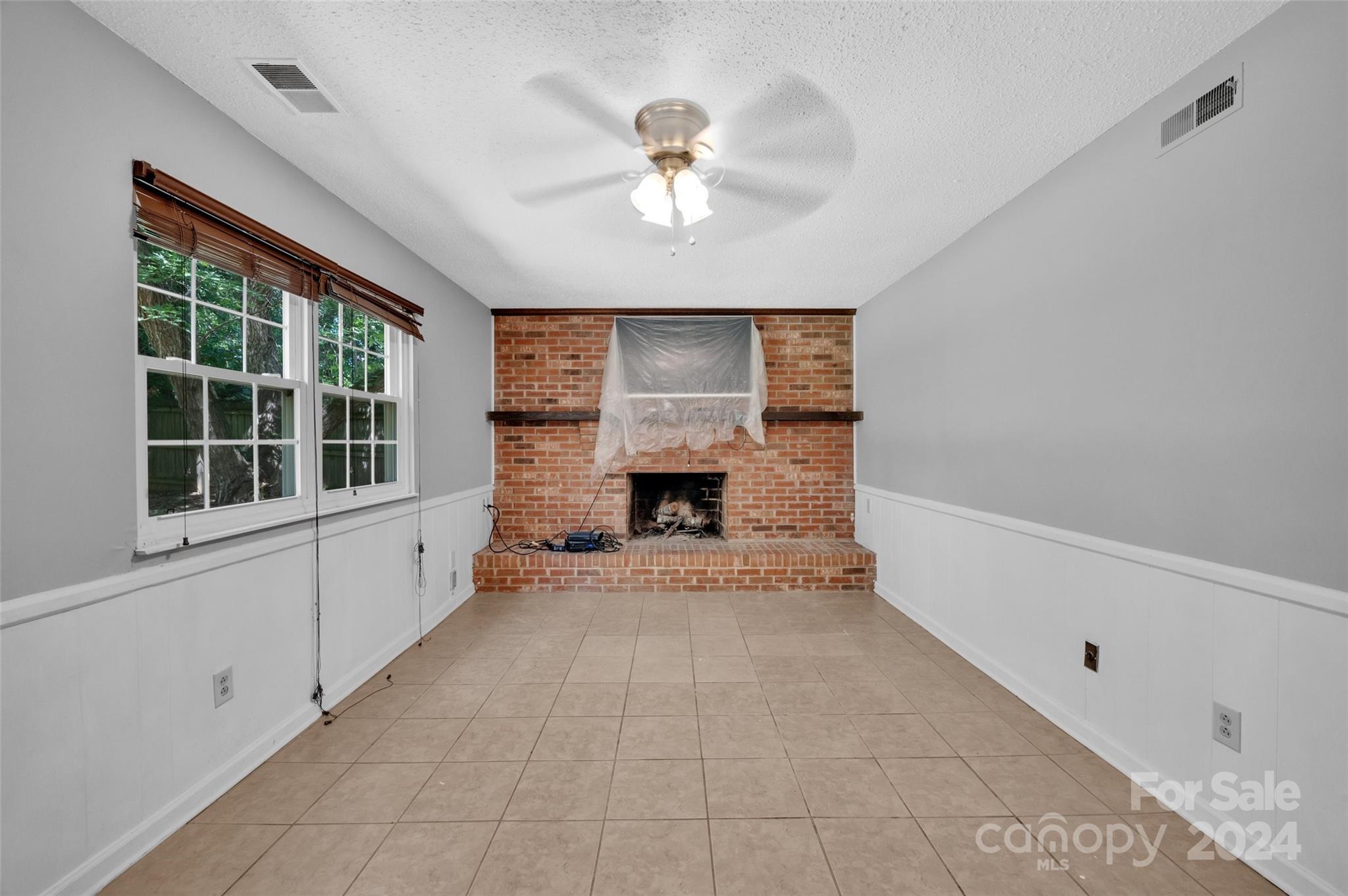 11527 Five Cedars Road
