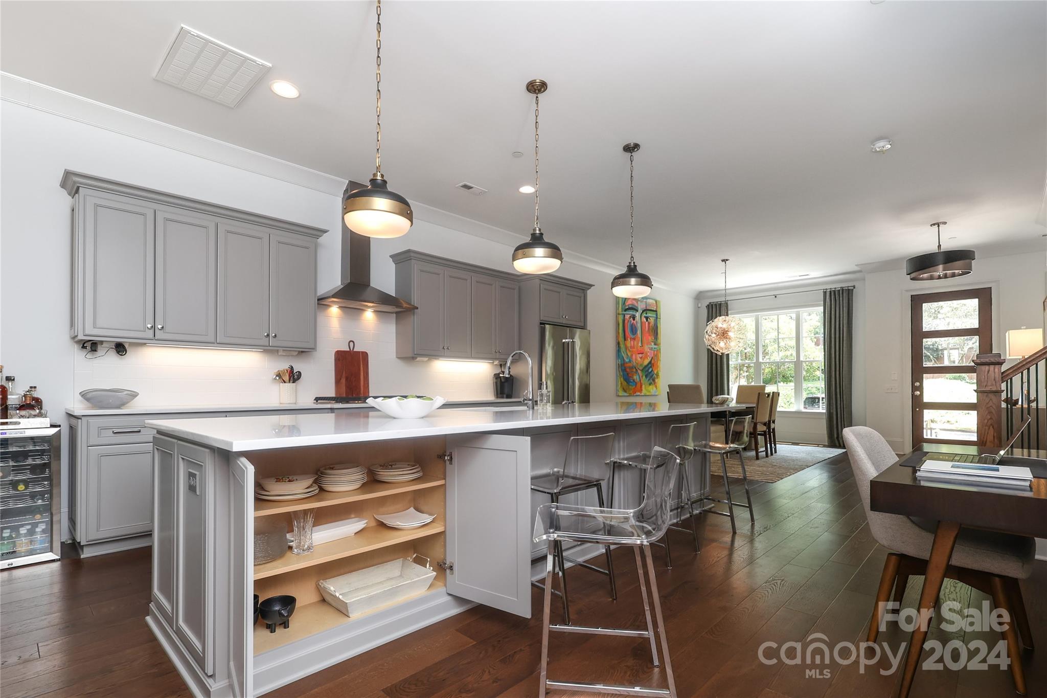 2039 Lynnwood Drive
