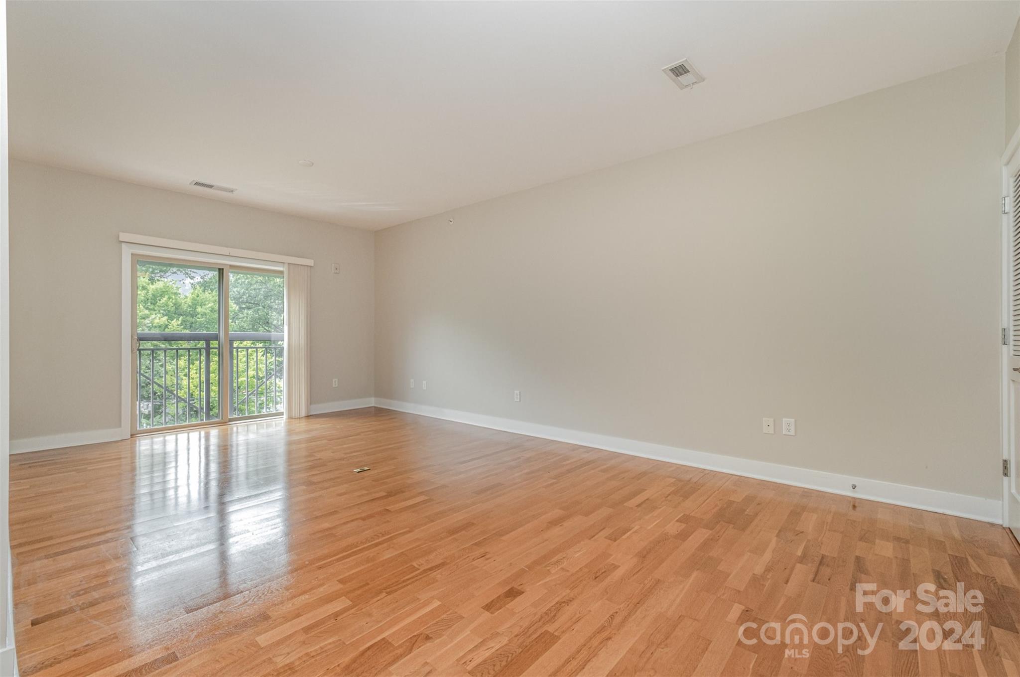 630 Calvert Street Unit: 411