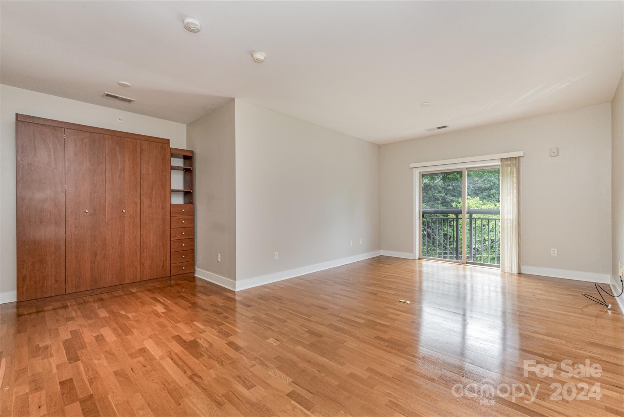630 Calvert Street Unit: 411