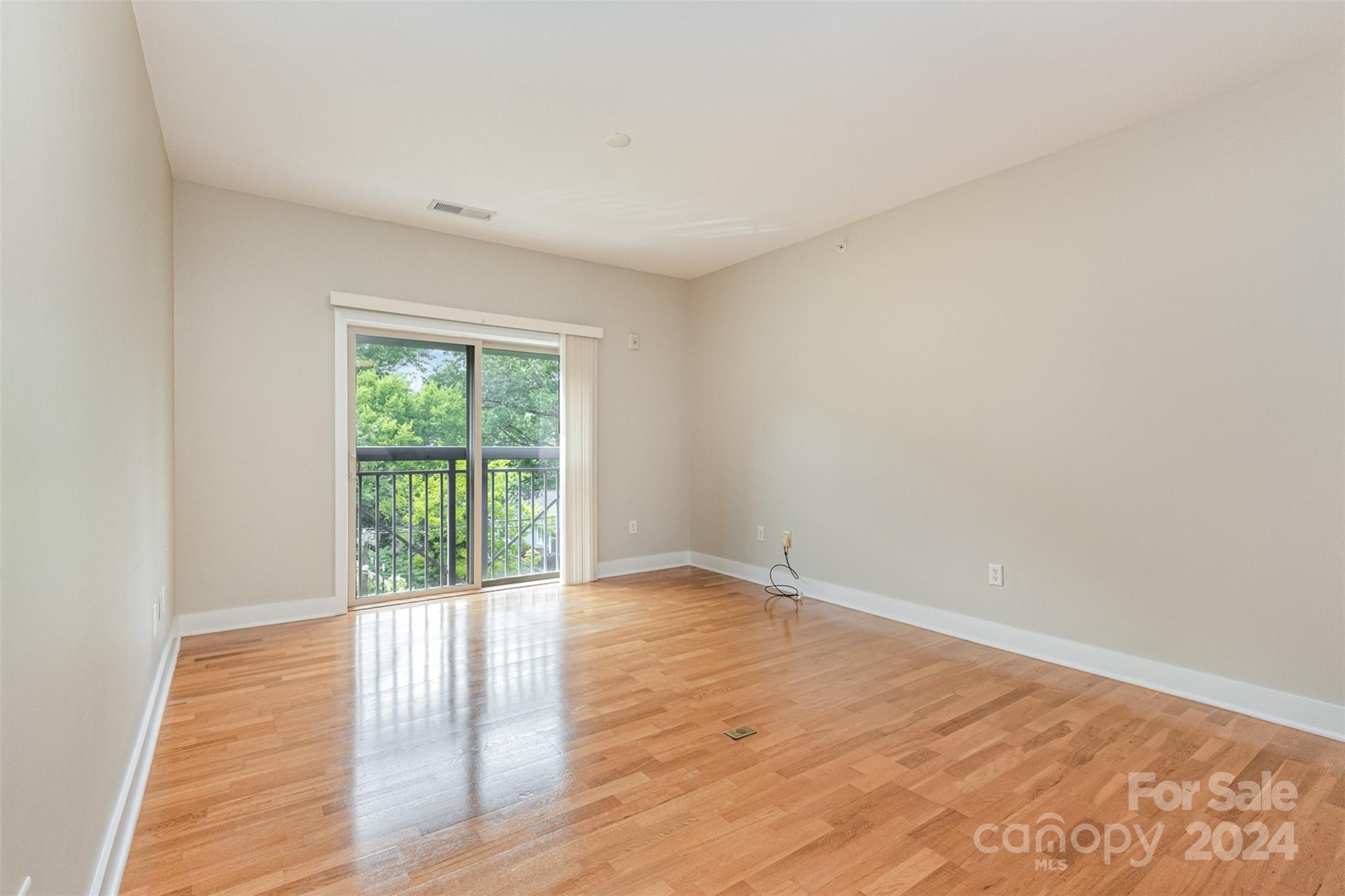 630 Calvert Street Unit: 411