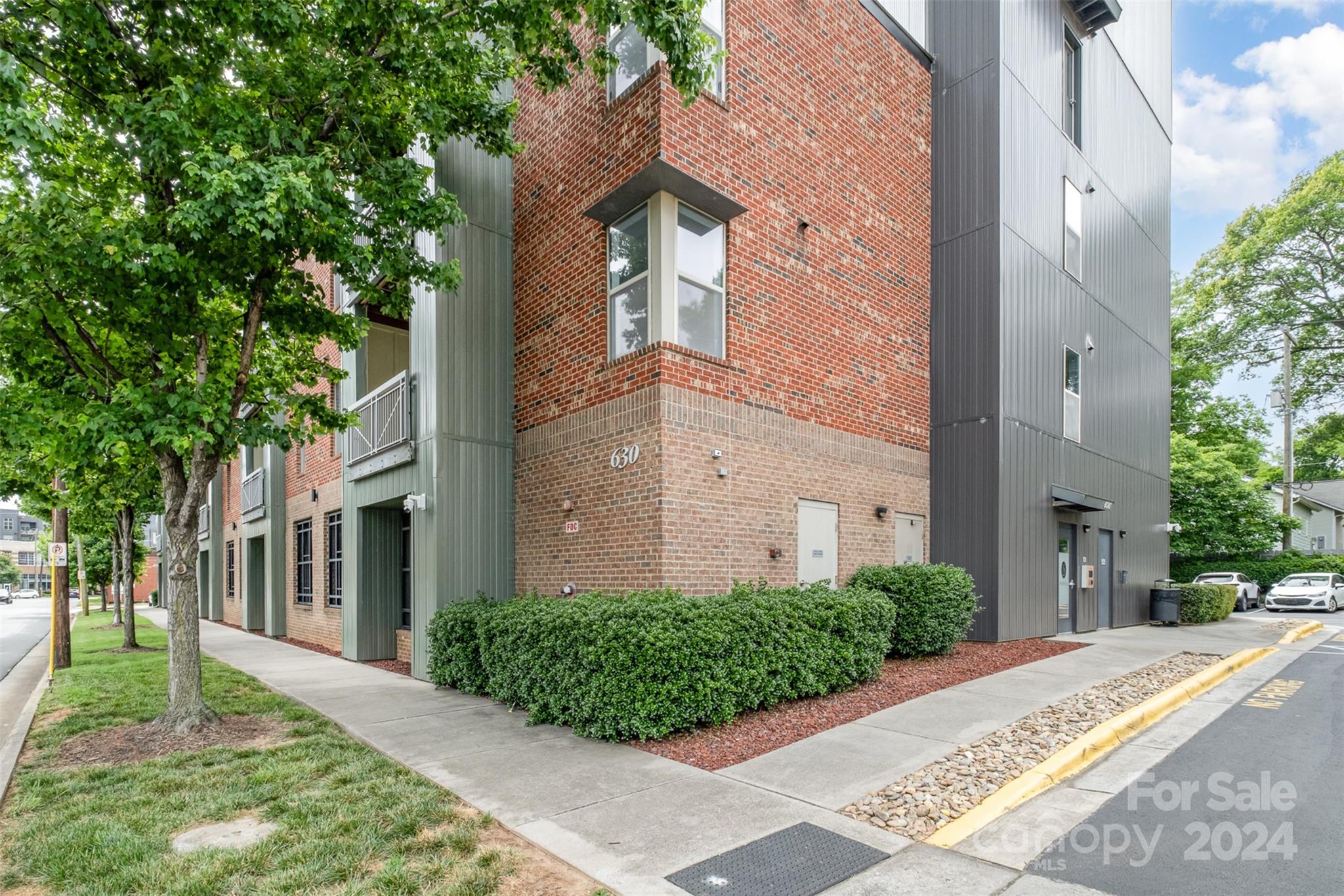 630 Calvert Street Unit: 411