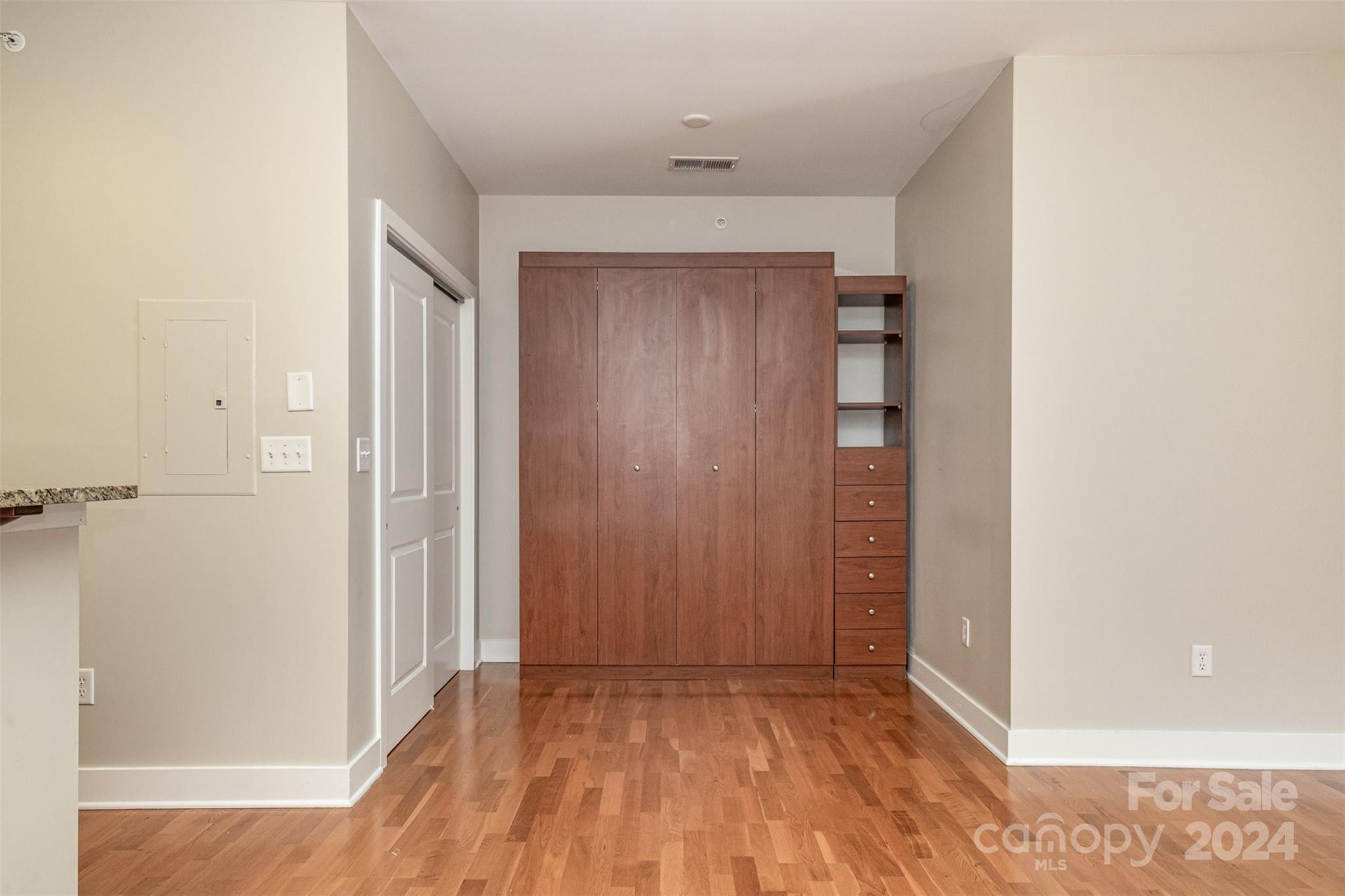630 Calvert Street Unit: 411